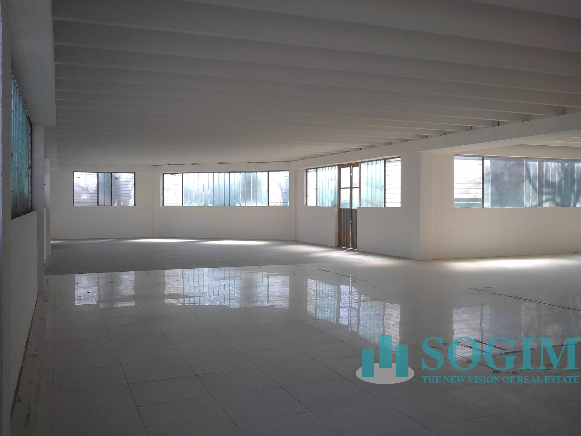 Immobile commerciale in affitto a Settimo Milanese