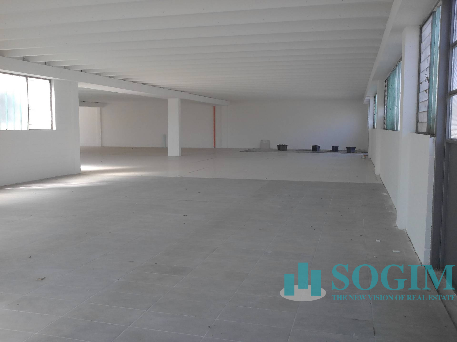 Immobile commerciale in affitto a Settimo Milanese