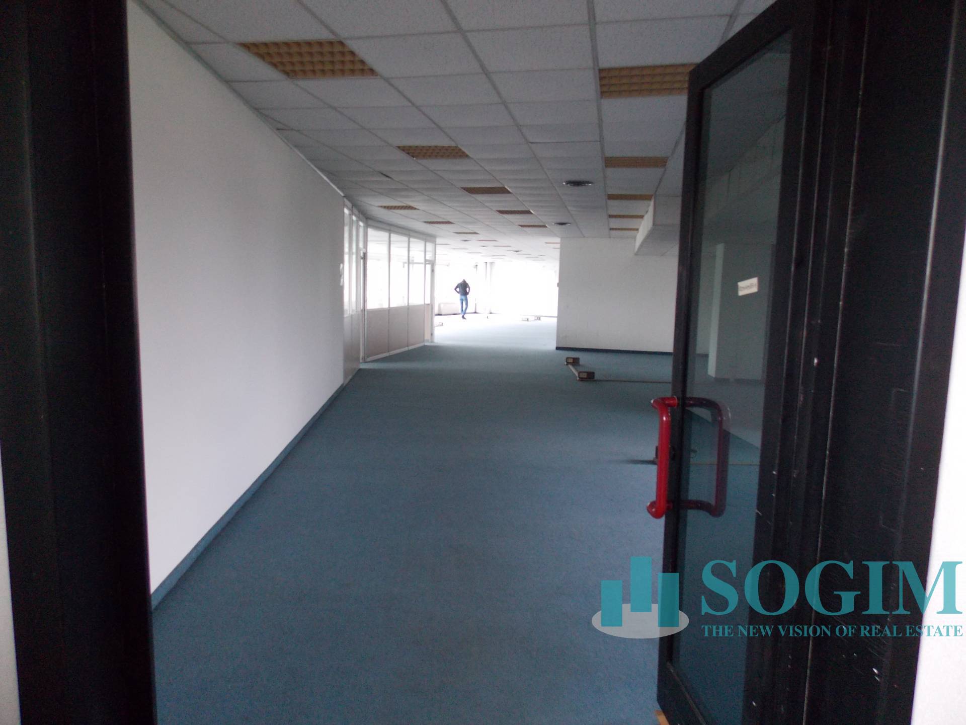 Capannone + Palazzina Uffici in vendita a Settala