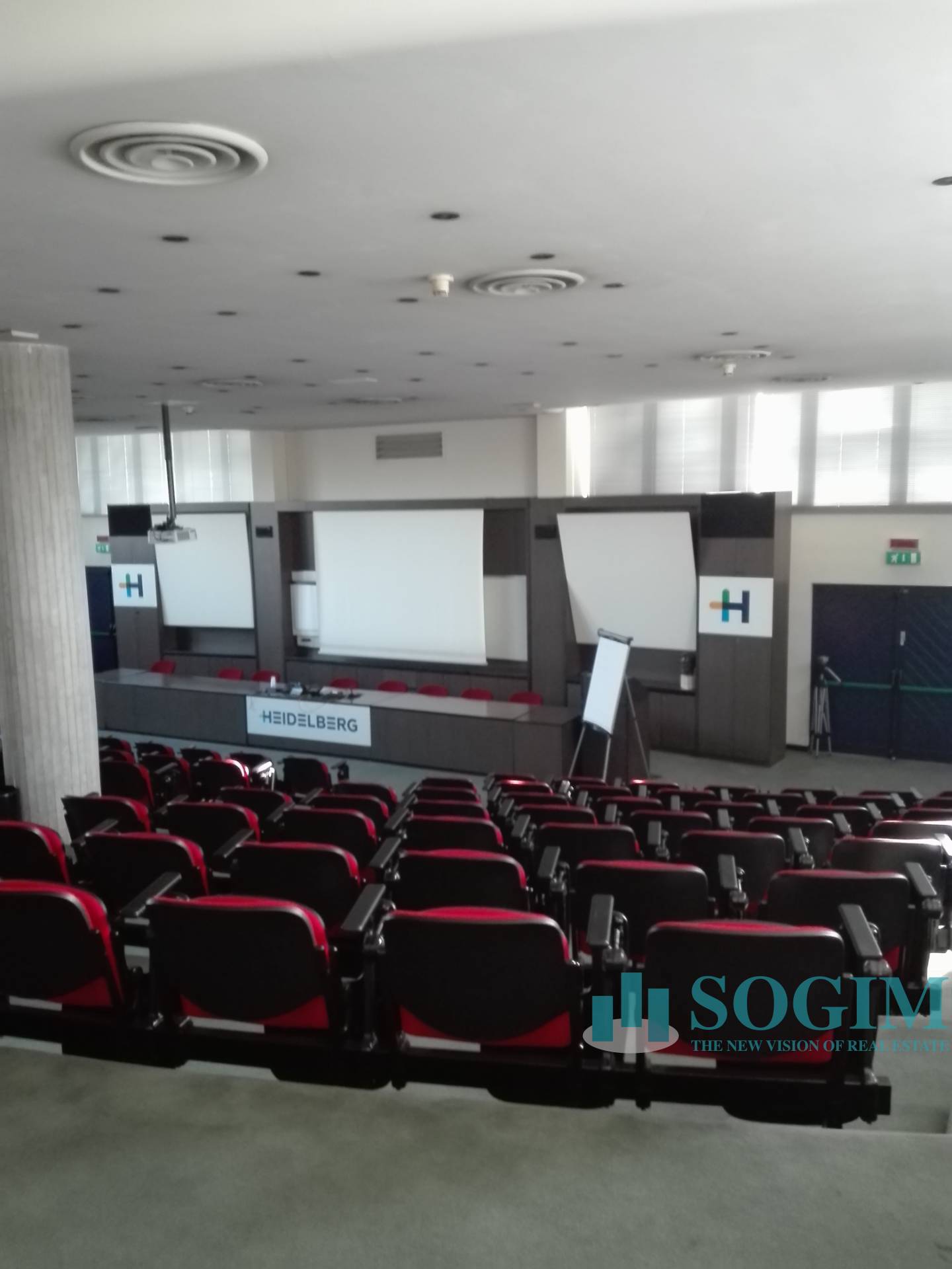 Ufficio in affitto a Bollate