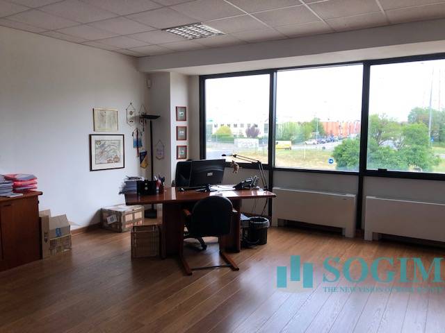 Ufficio in affitto a Arese, ARESE