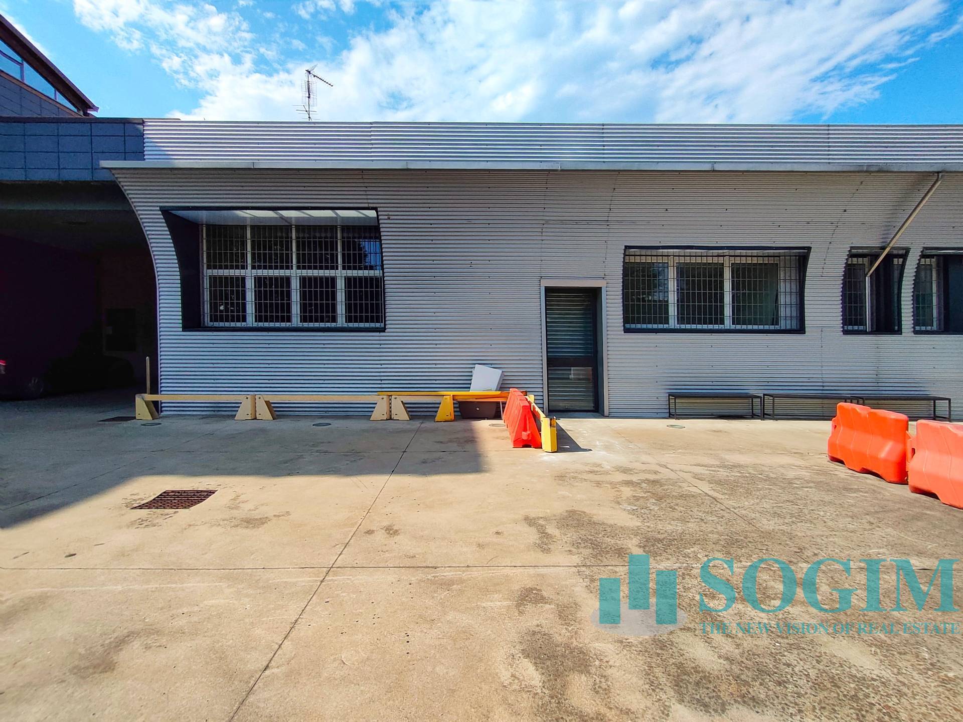 Ufficio in affitto a Rozzano, ROZZANO