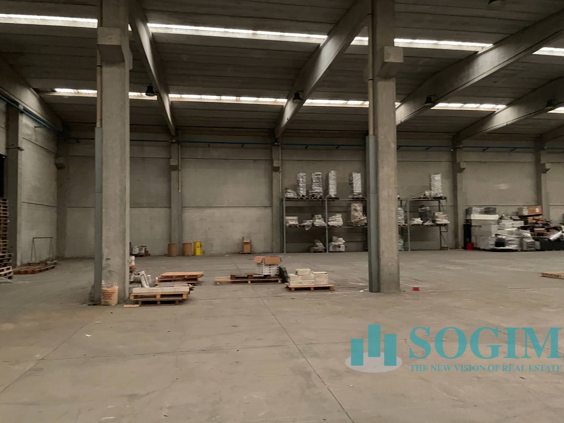 Immobile commerciale in vendita a Piacenza