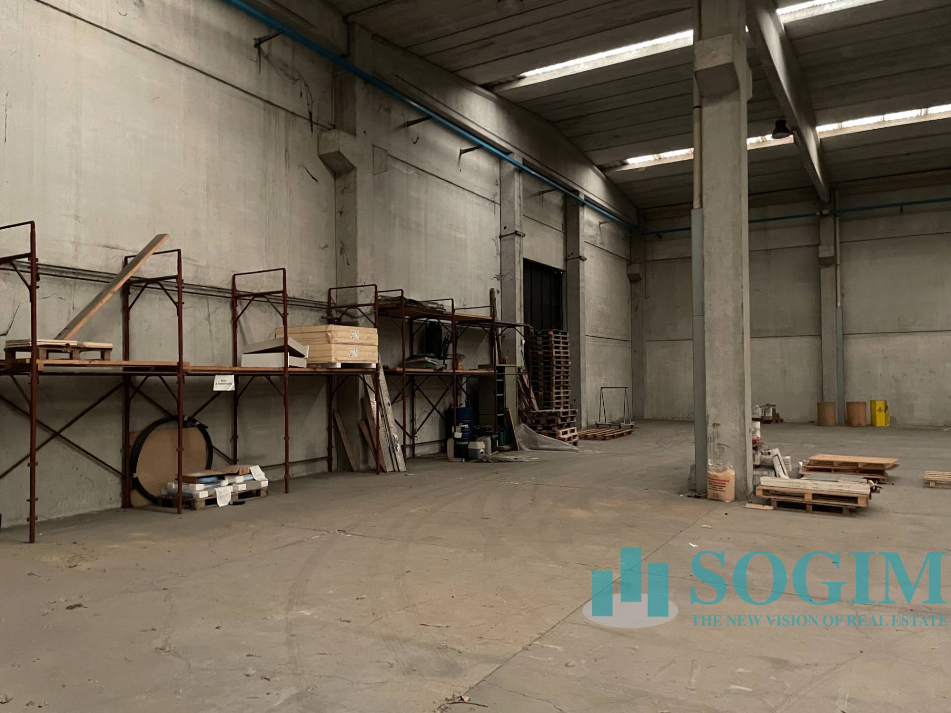 Immobile commerciale in vendita a Piacenza