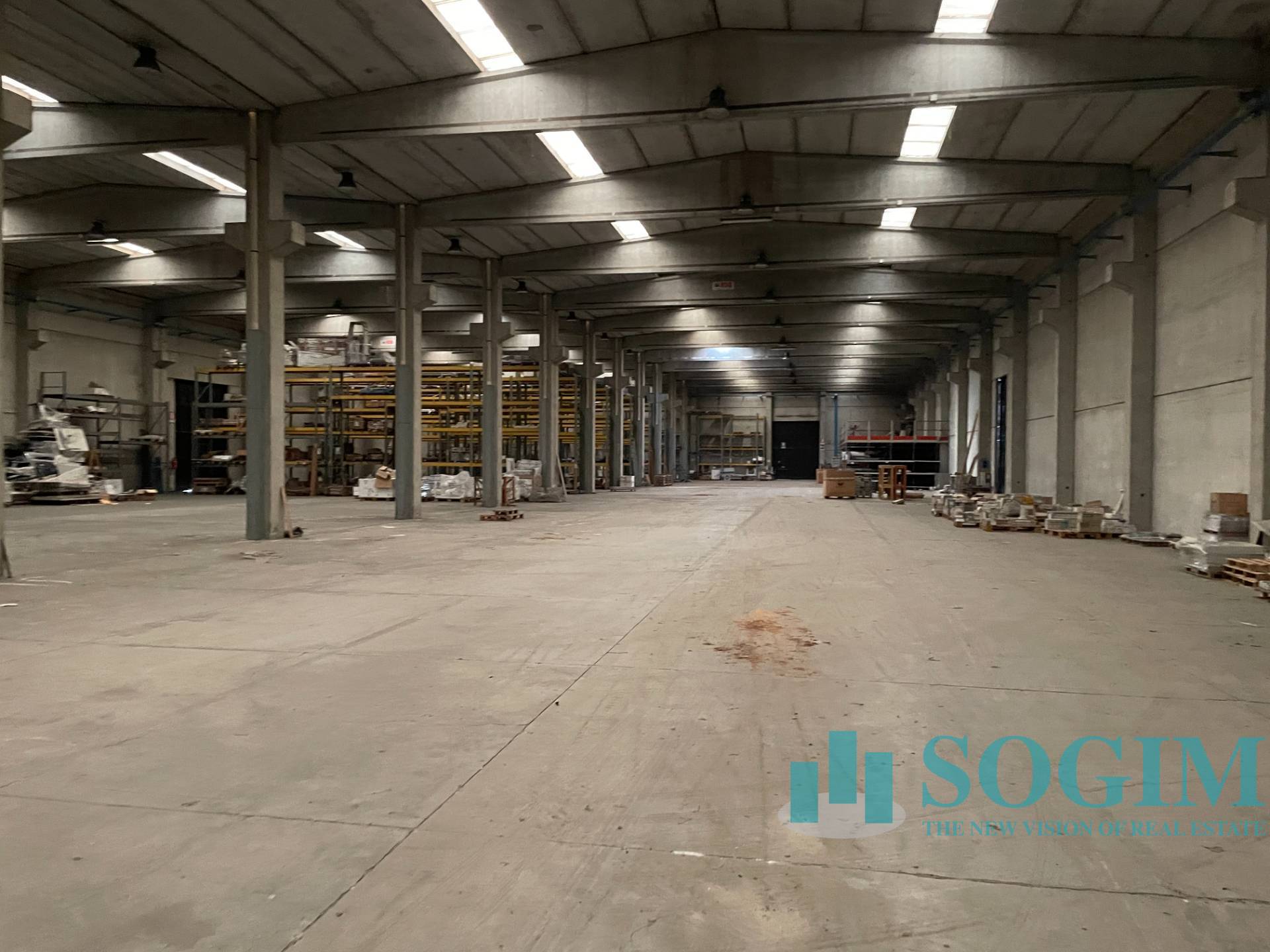 Immobile commerciale in vendita a Piacenza