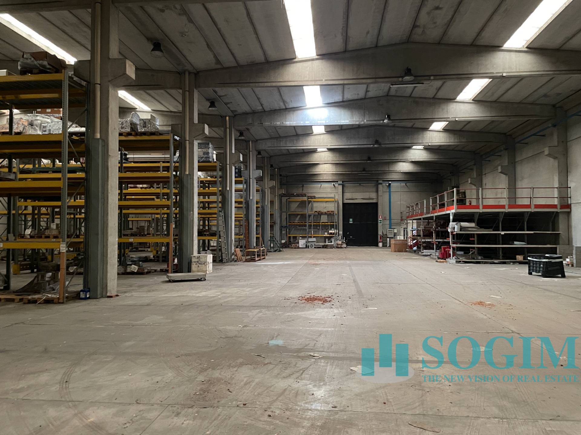 Immobile commerciale in vendita a Piacenza