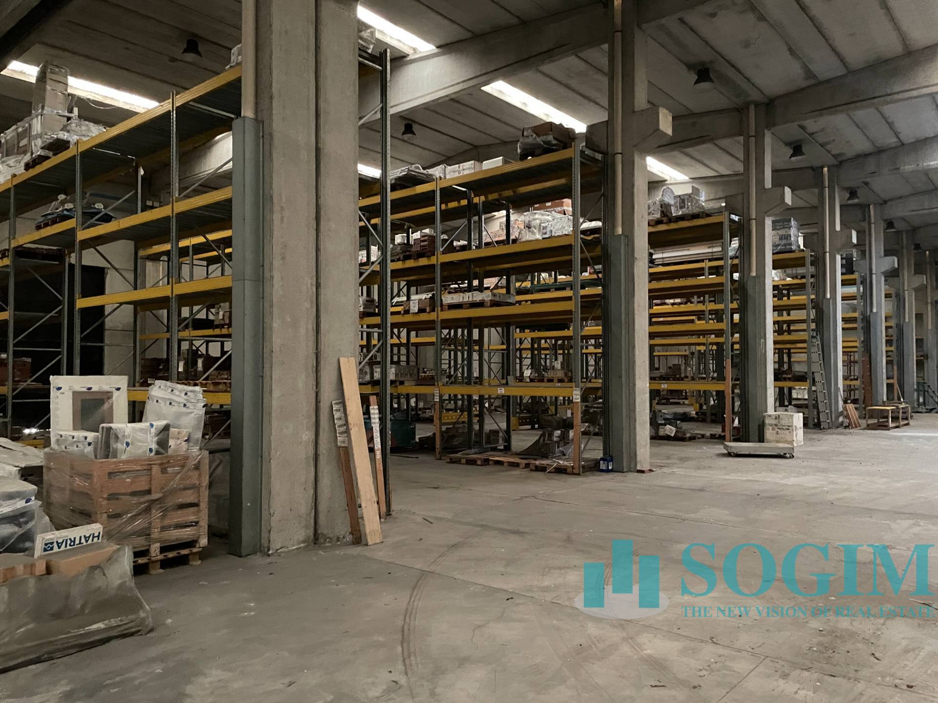 Immobile commerciale in vendita a Piacenza