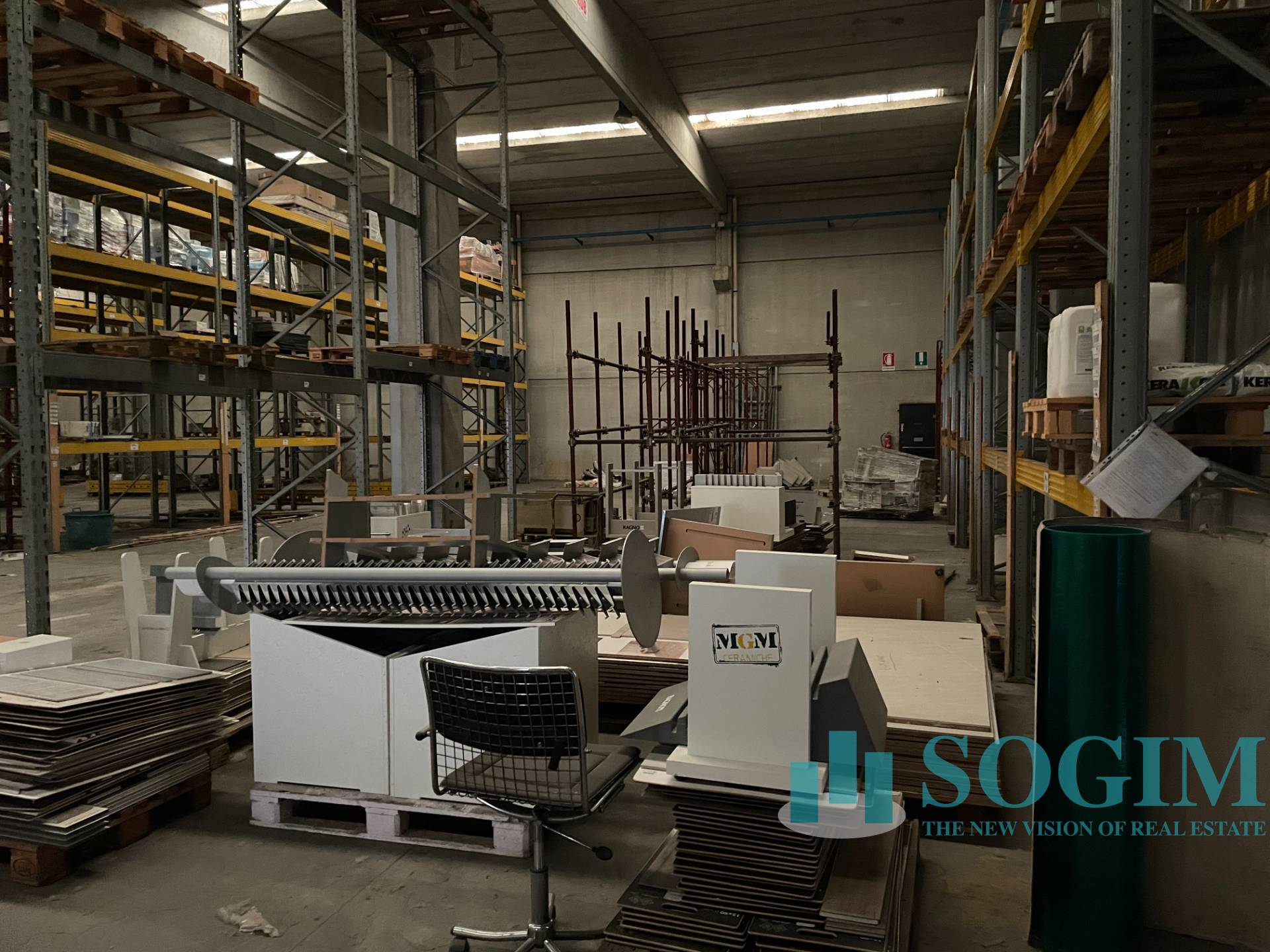 Immobile commerciale in vendita a Piacenza