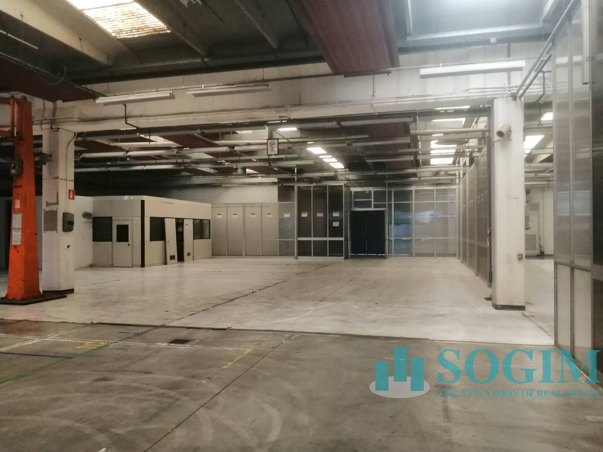 Capannone in vendita a Cornate d'Adda