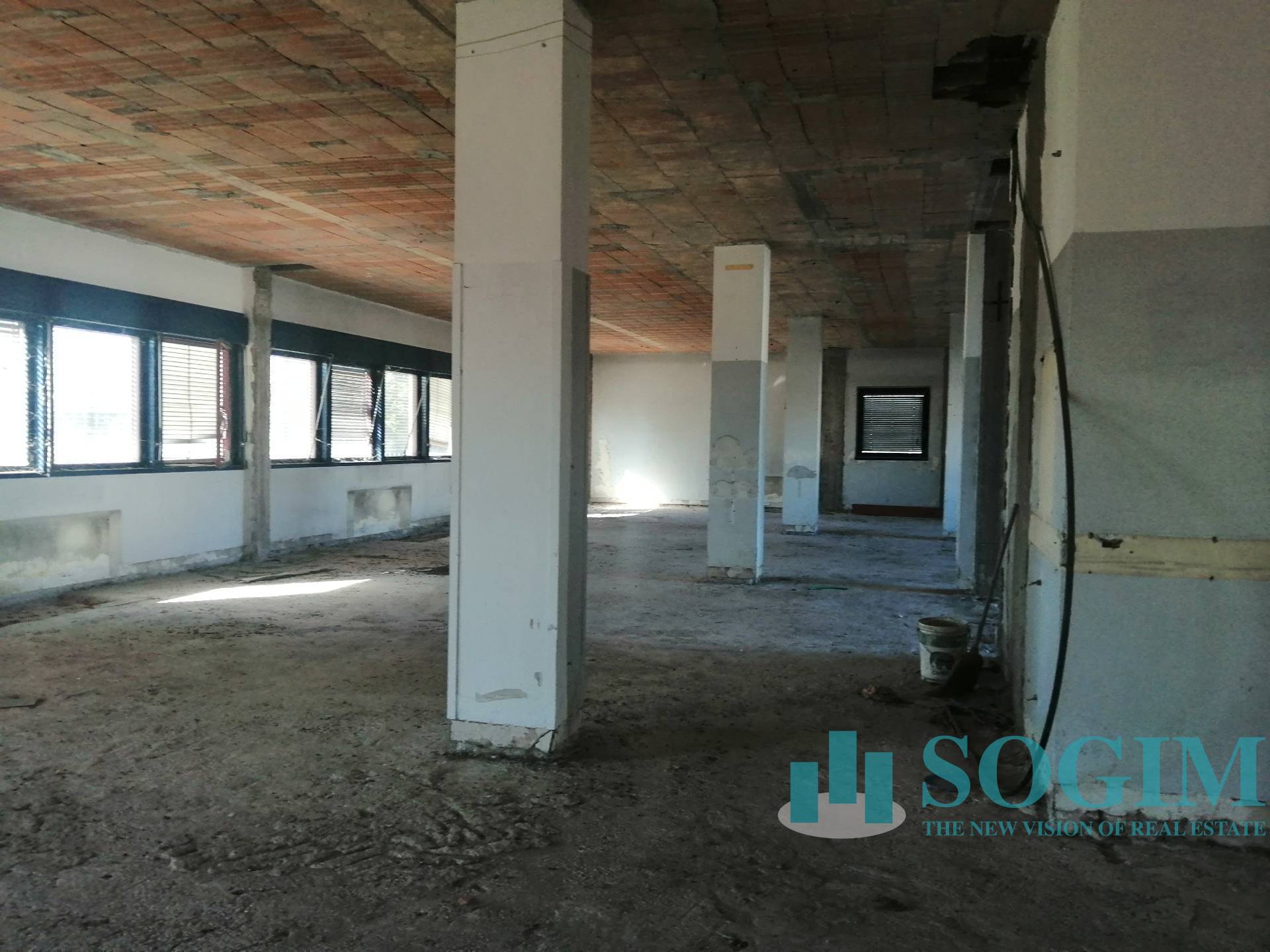 Ufficio in affitto a Lainate