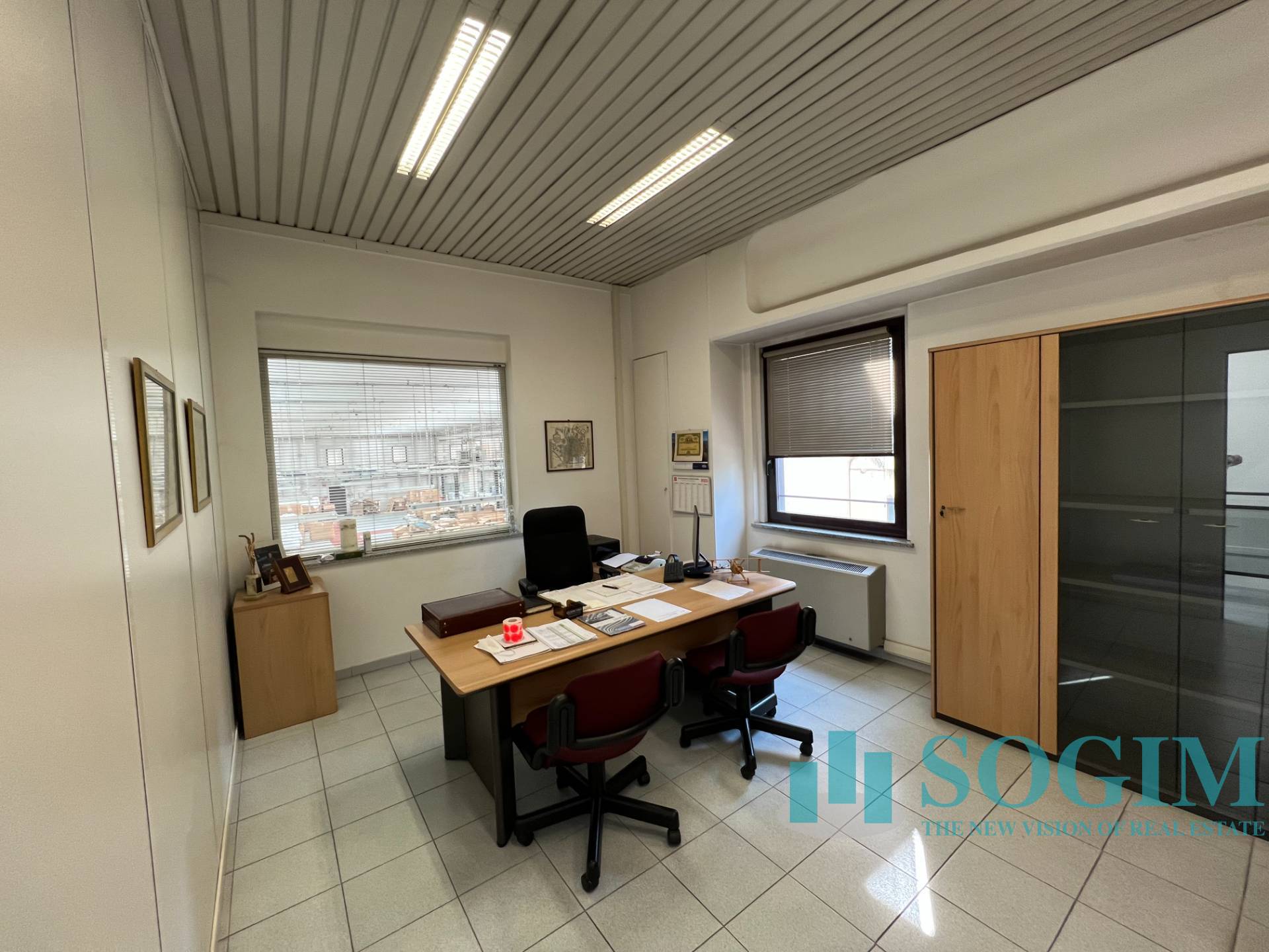 Capannone + Palazzina Uffici in vendita a Santo Stefano Ticino