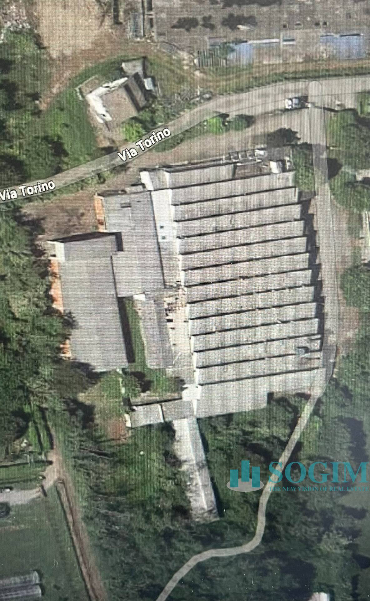 Terreno industriale in vendita a Caronno Pertusella