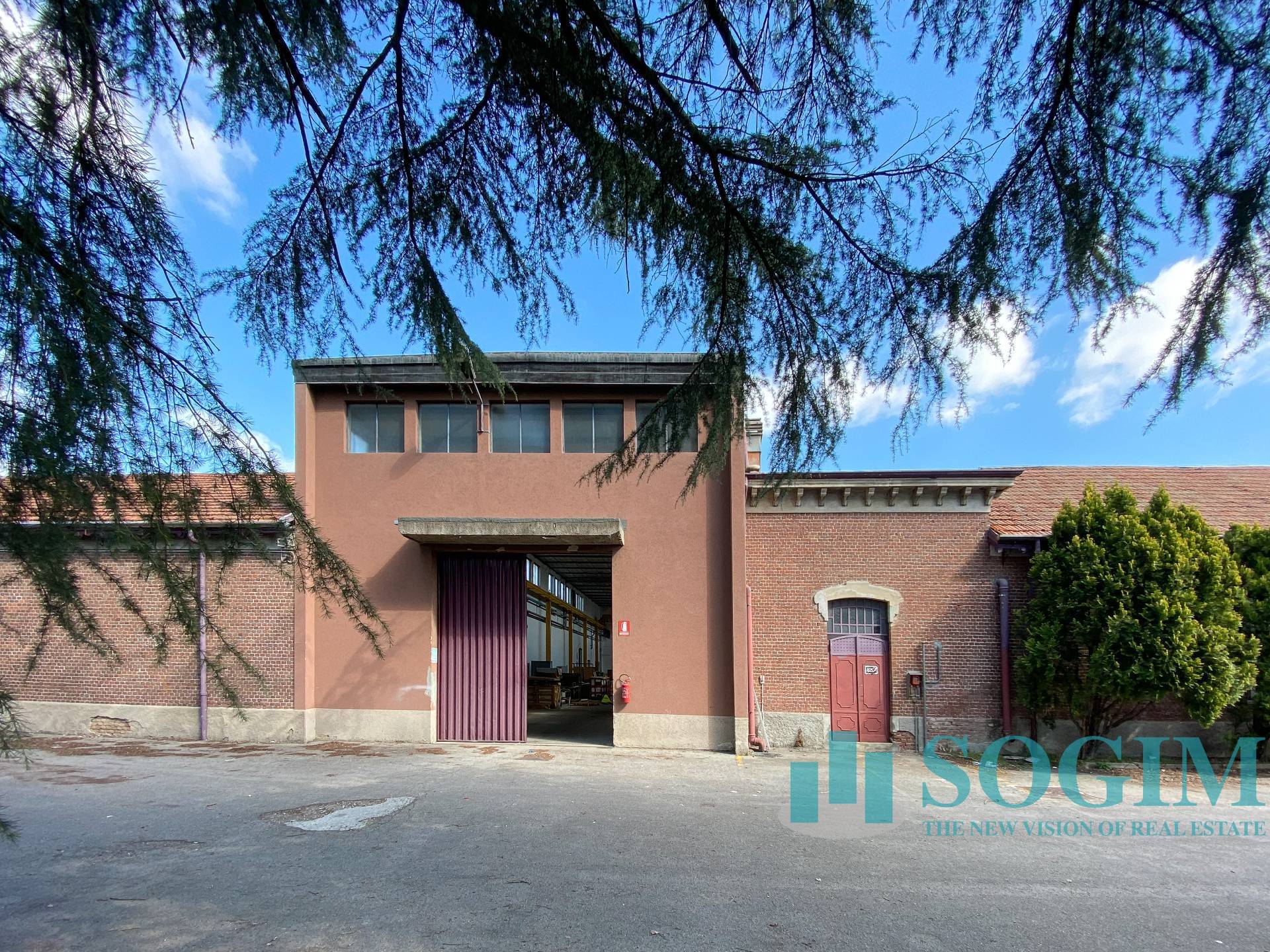 Capannone in vendita a Samarate