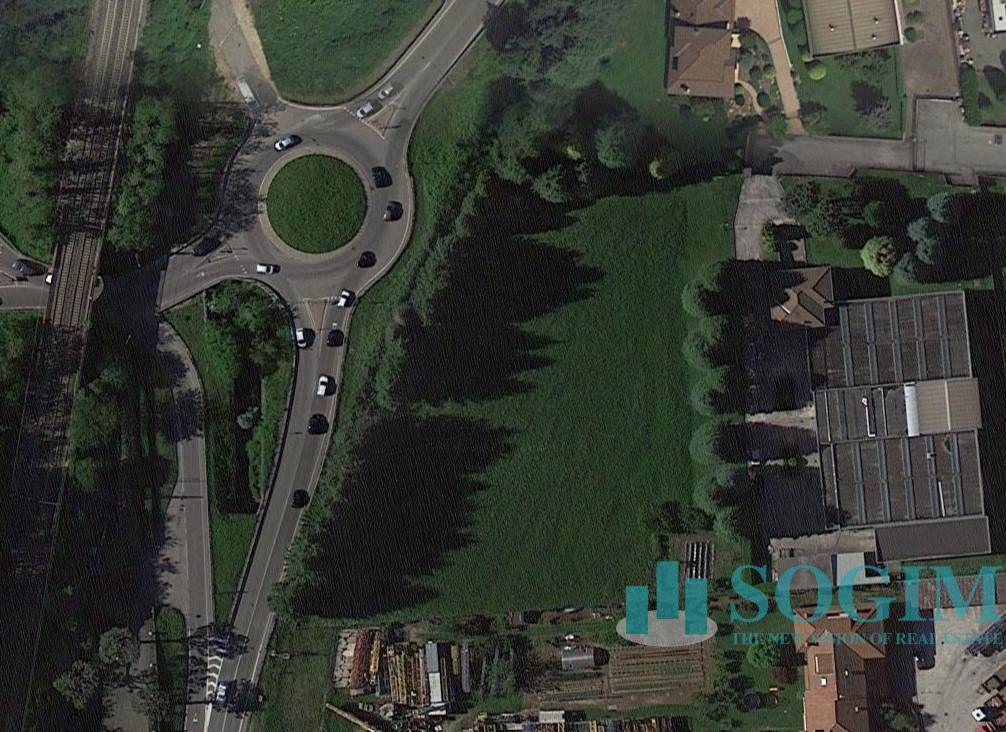 Terreno industriale in vendita a Albizzate