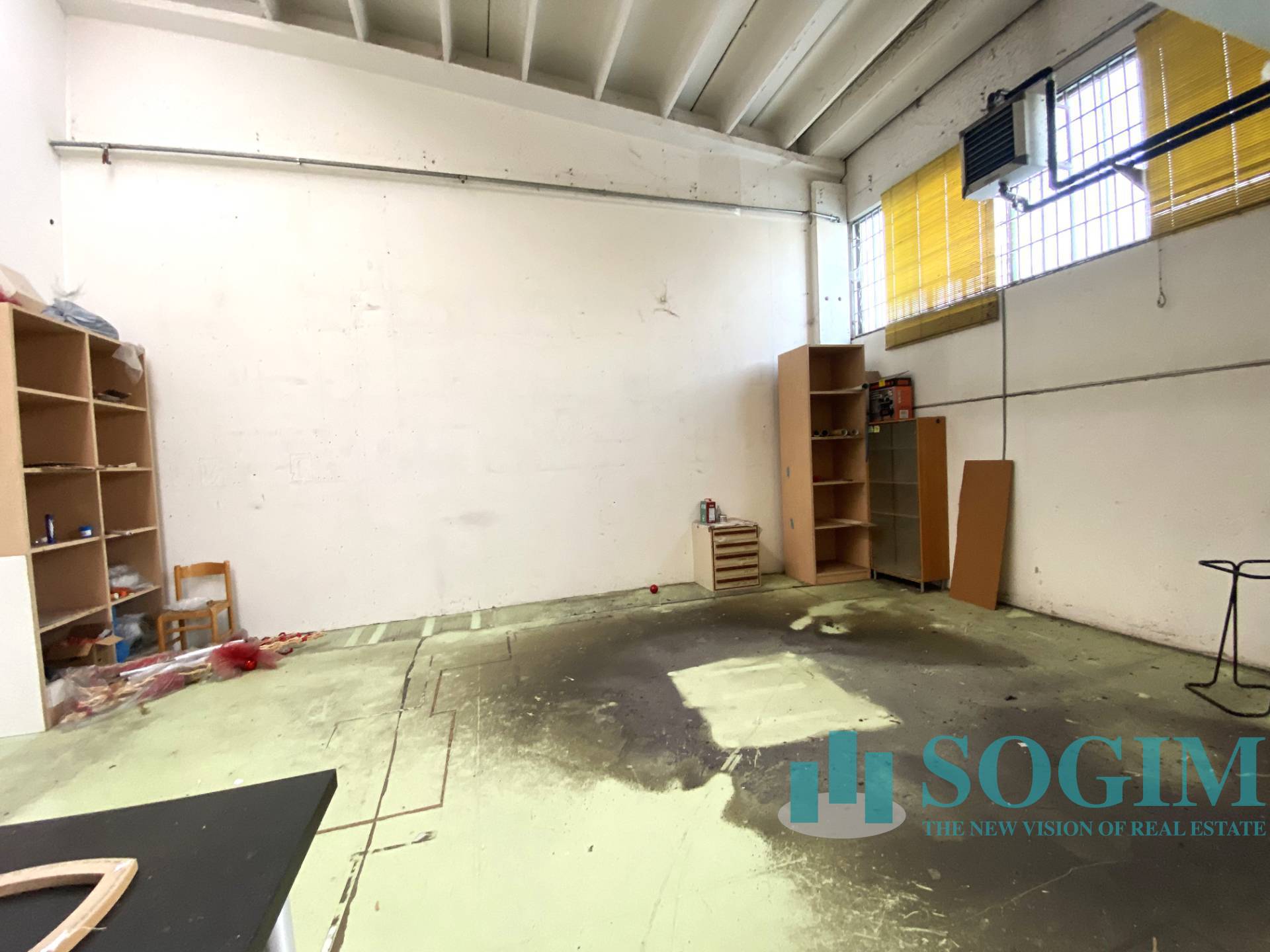 Immobile commerciale in vendita a Vimercate