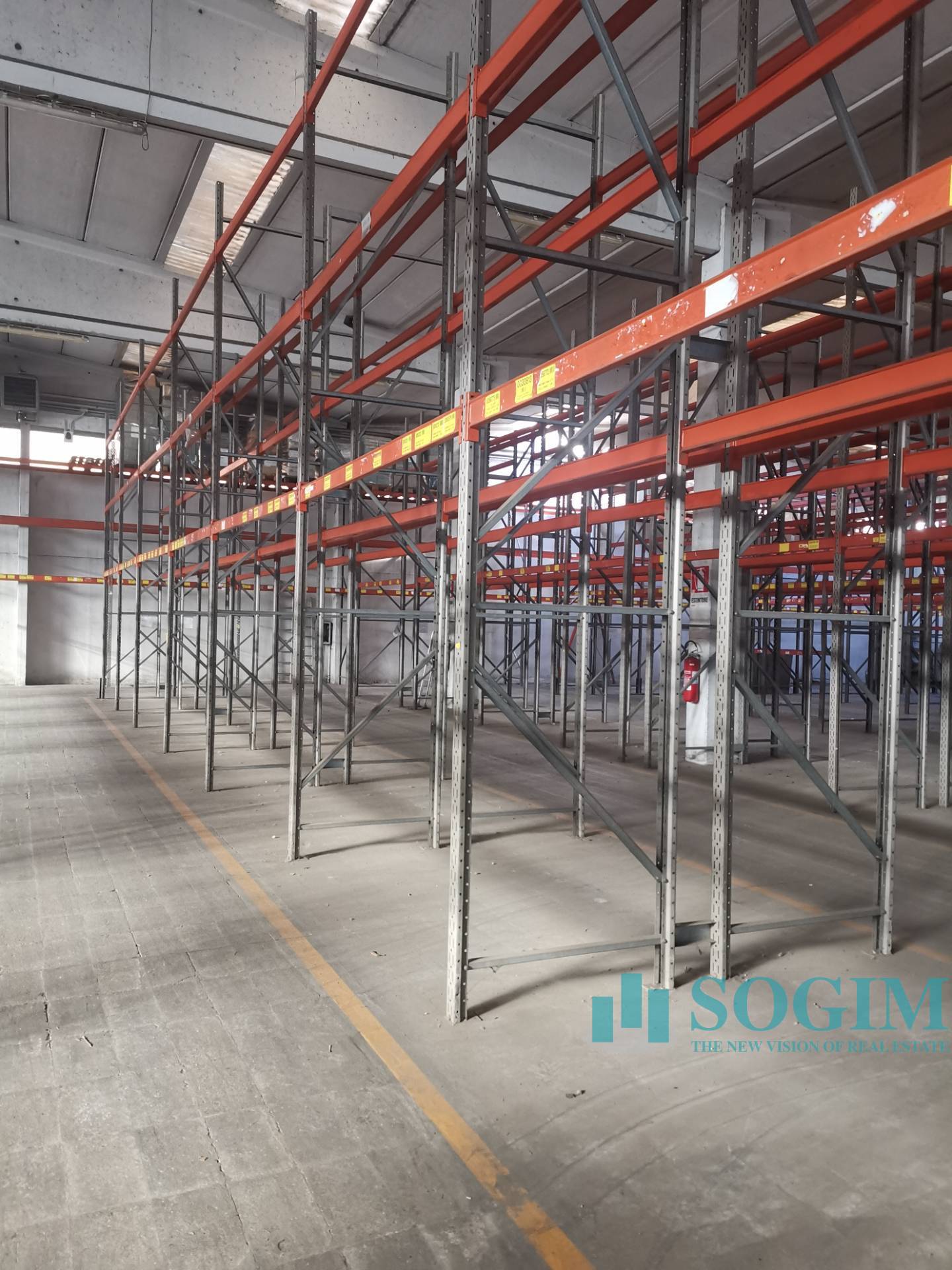 Capannone in affitto a Rho