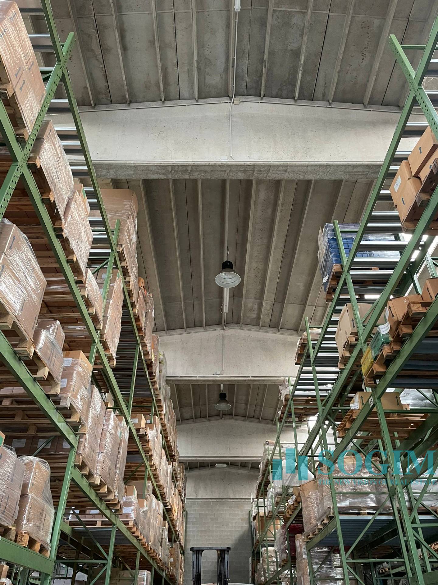 Capannone in vendita a Trezzo sull'Adda