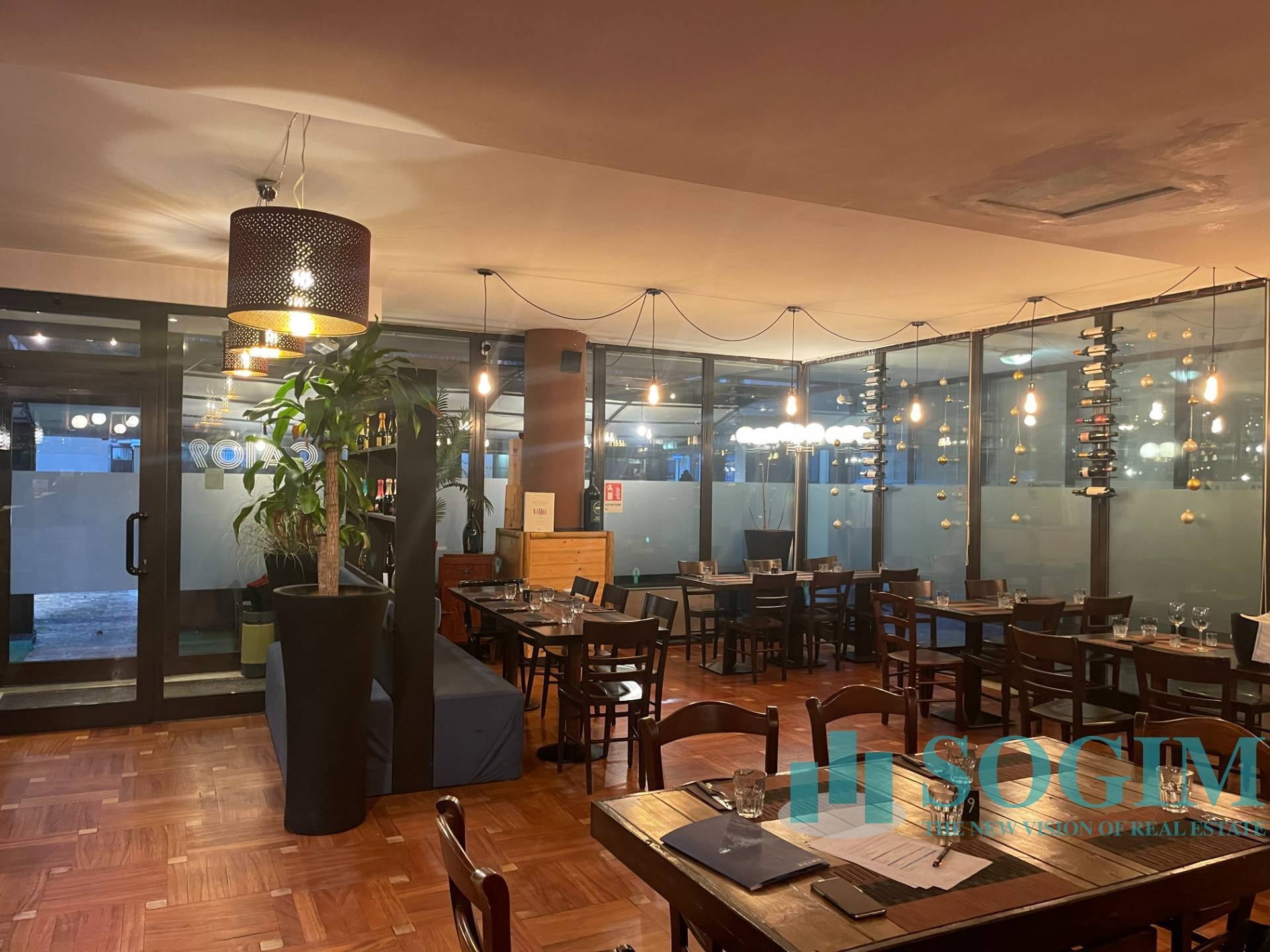 Immobile commerciale in affitto a Cernusco sul Naviglio