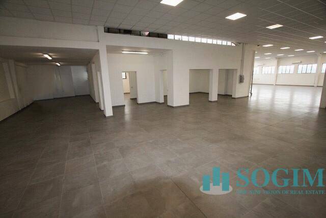 Immobile commerciale in affitto a Gorgonzola