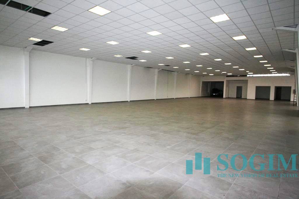 Immobile commerciale in affitto a Gorgonzola