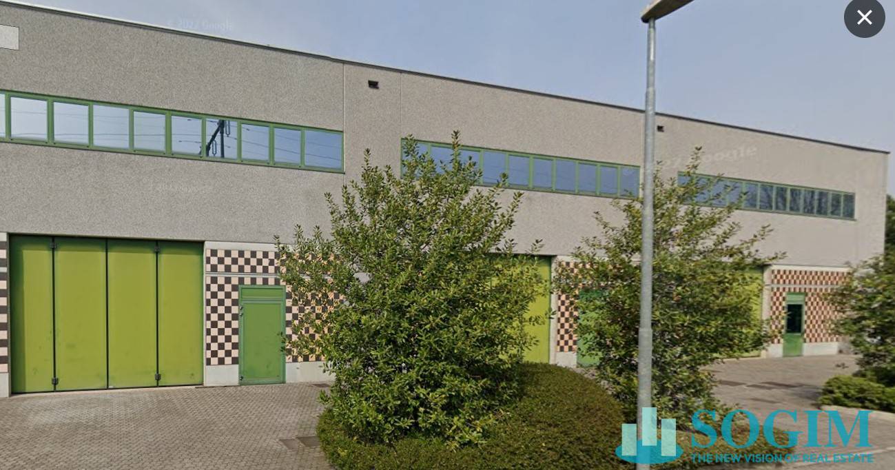 Capannone in affitto a Macherio