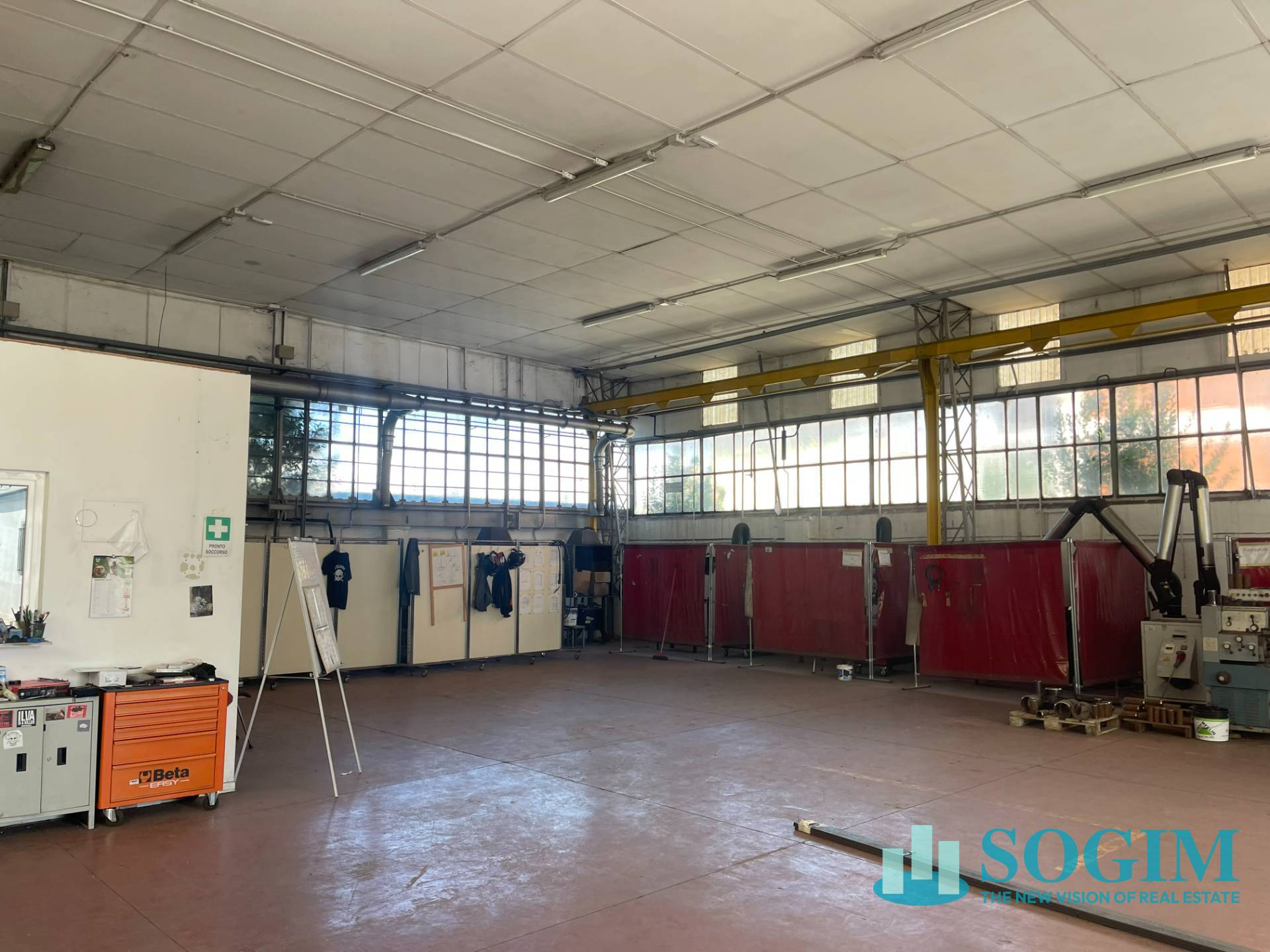 Capannone in vendita a Cologno Monzese