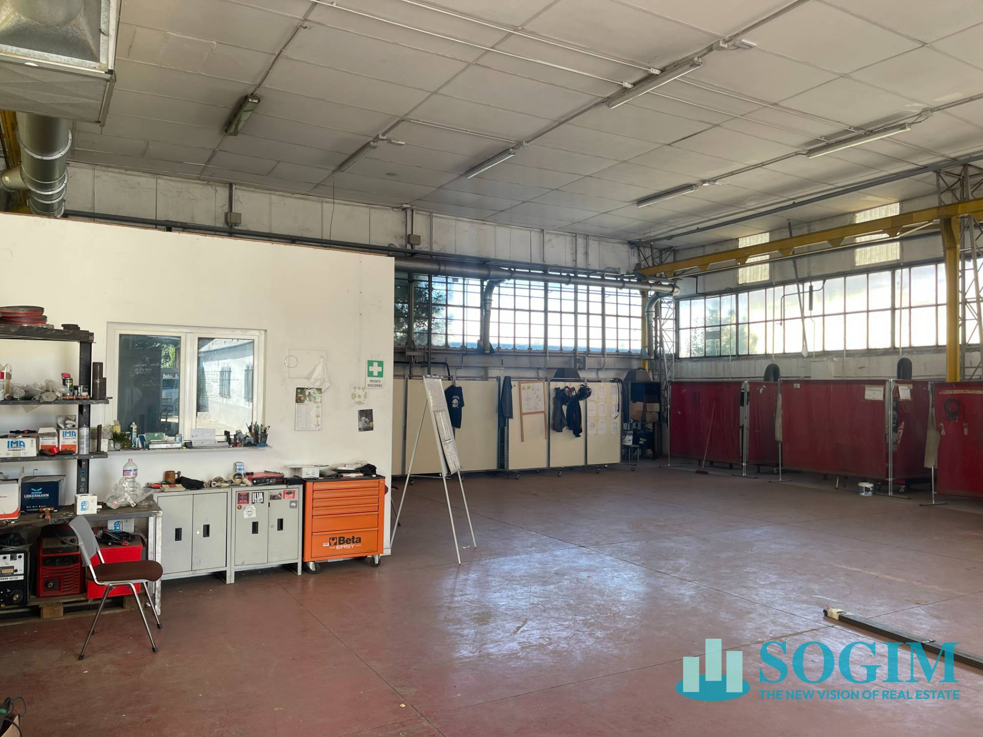 Capannone in vendita a Cologno Monzese