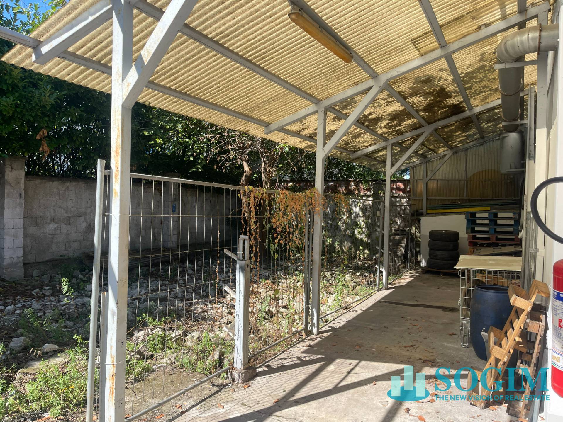 Capannone in vendita a Cologno Monzese