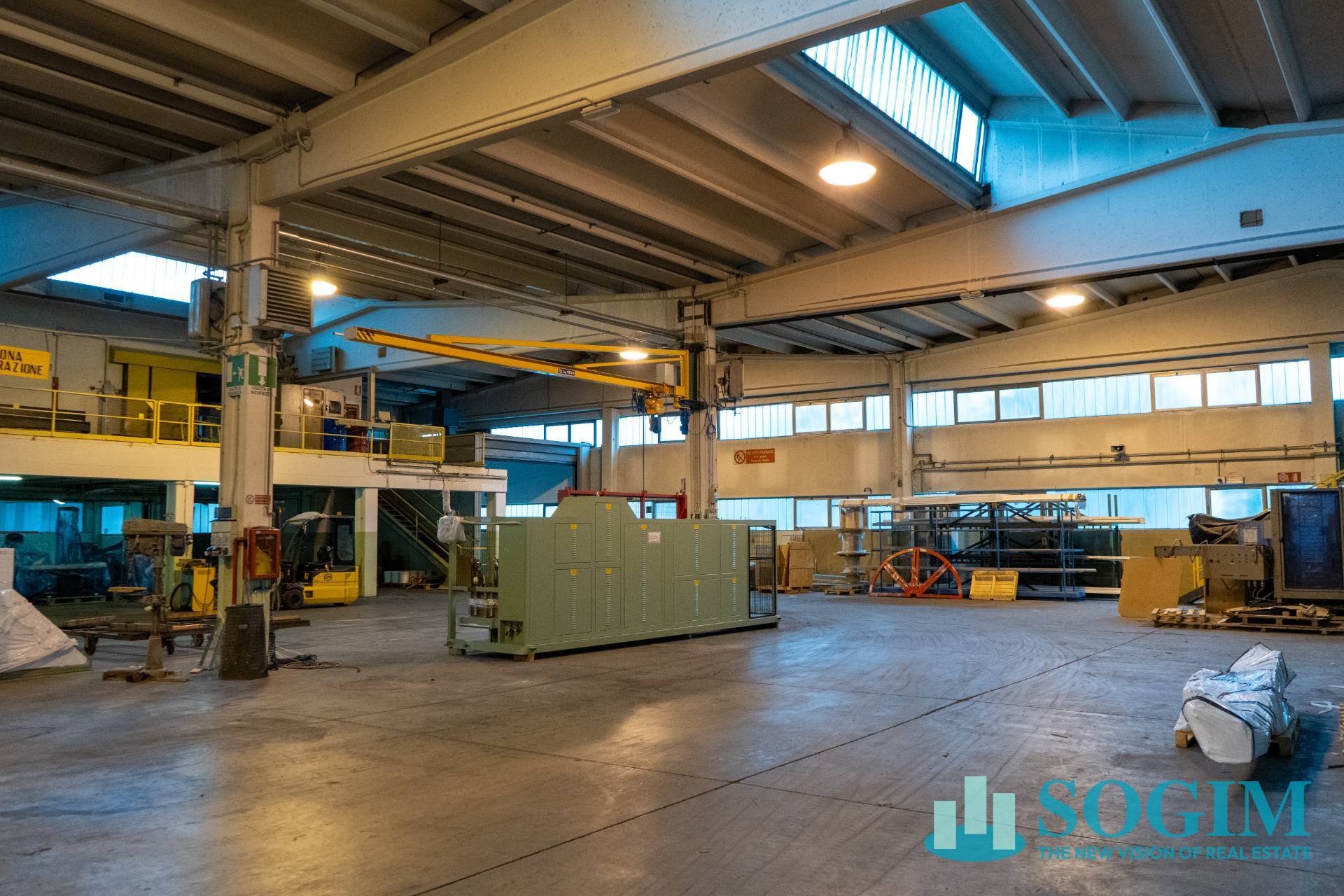 Capannone in vendita a Pioltello