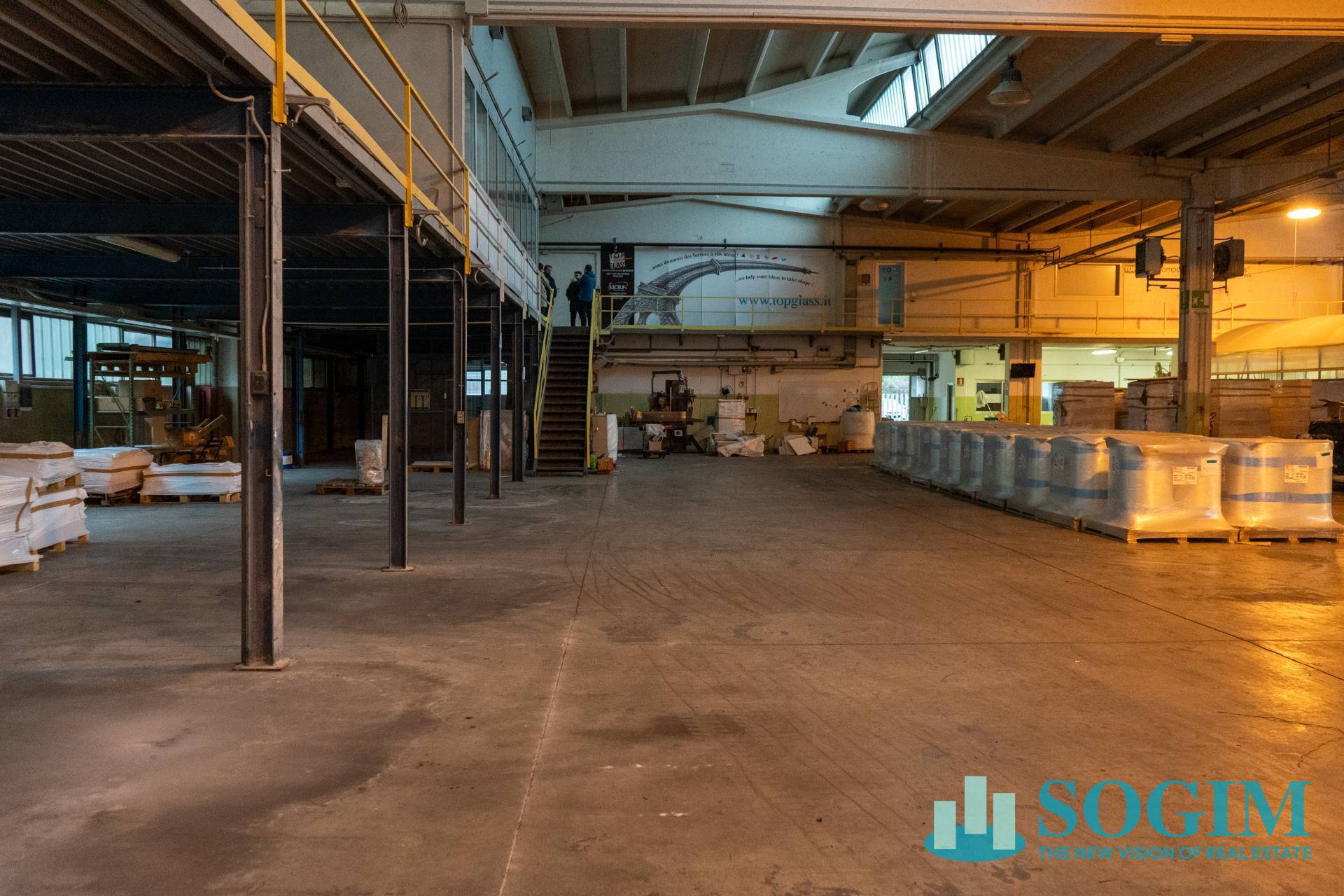 Capannone in vendita a Pioltello