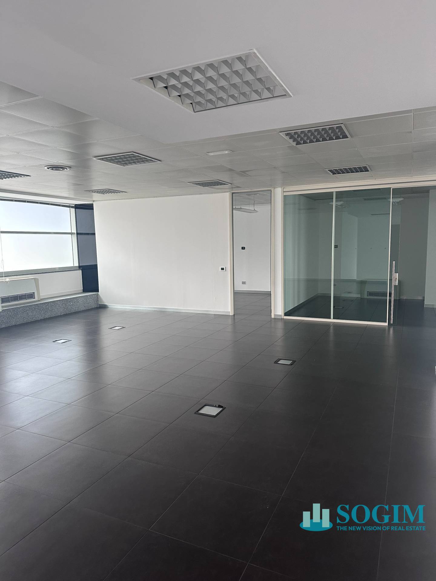 Ufficio in vendita a Desio