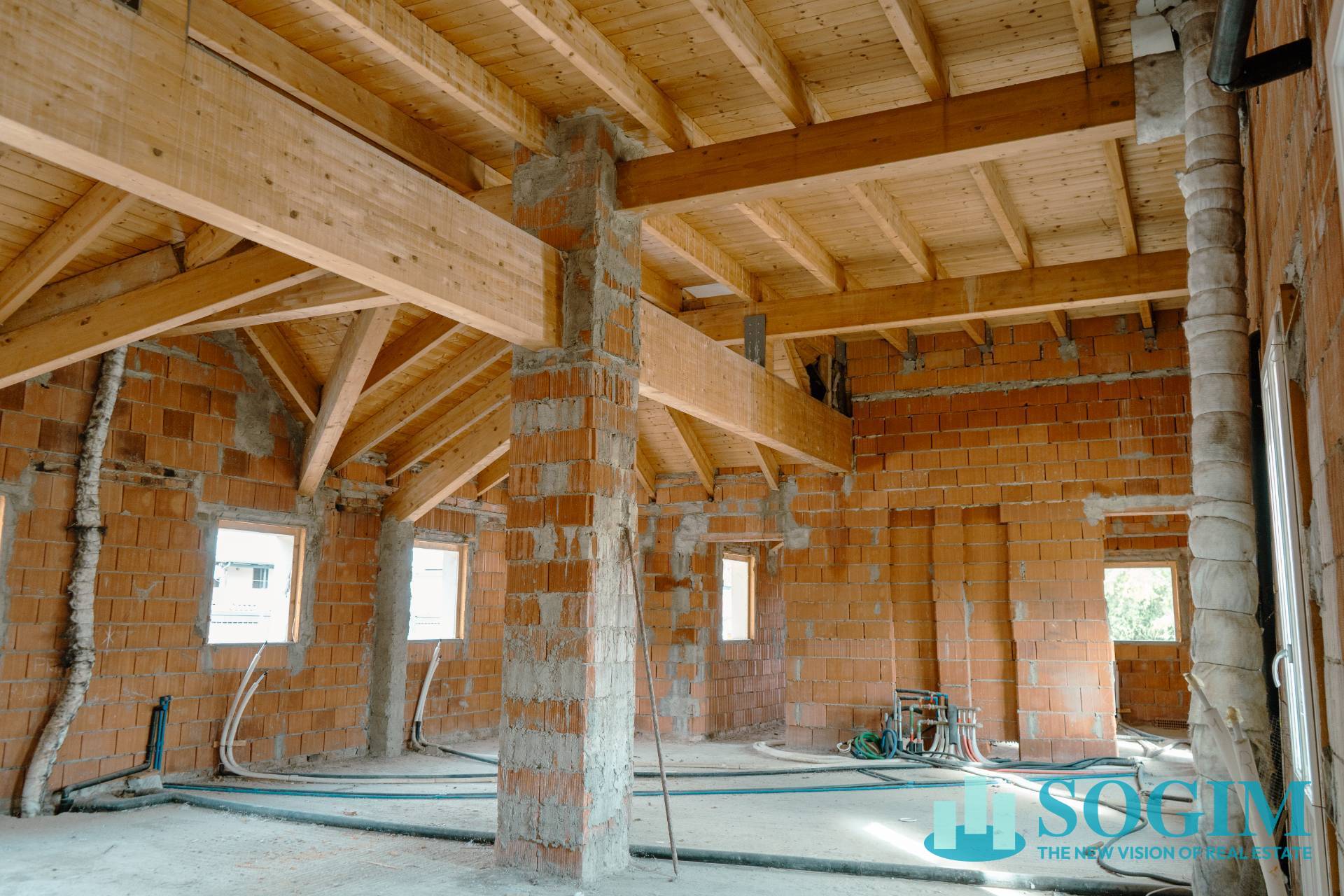 Immobile commerciale in vendita a Seveso