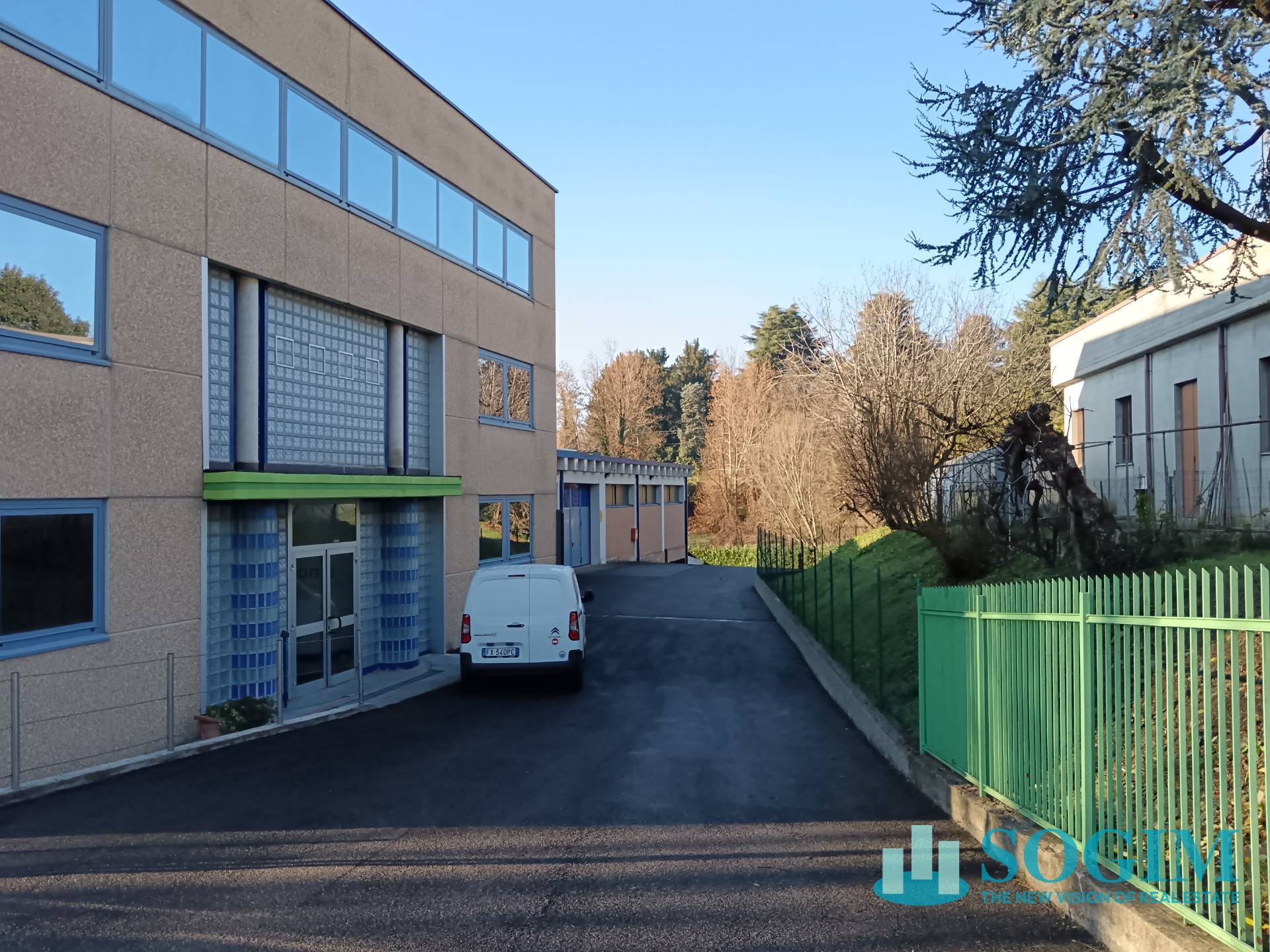 Capannone in vendita a Missaglia