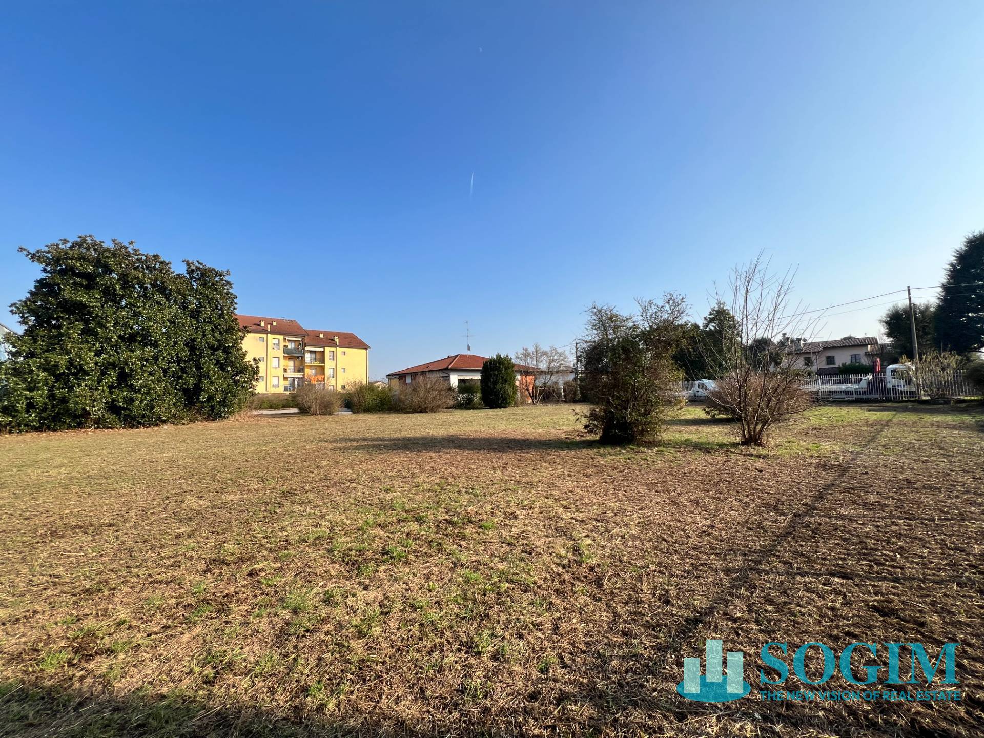 Capannone + Palazzina Uffici in vendita a Inveruno