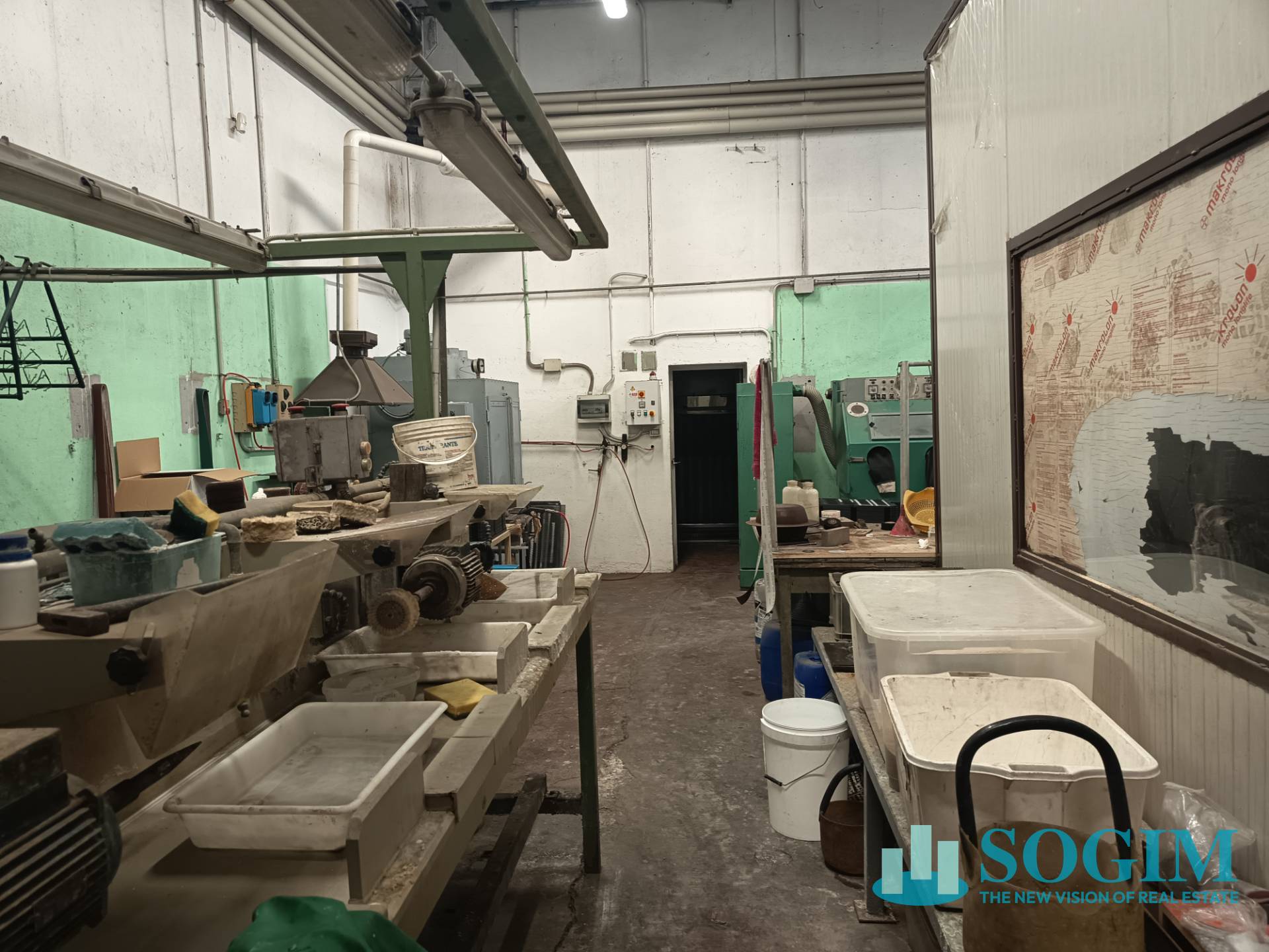 Capannone in vendita a San Giuliano Milanese