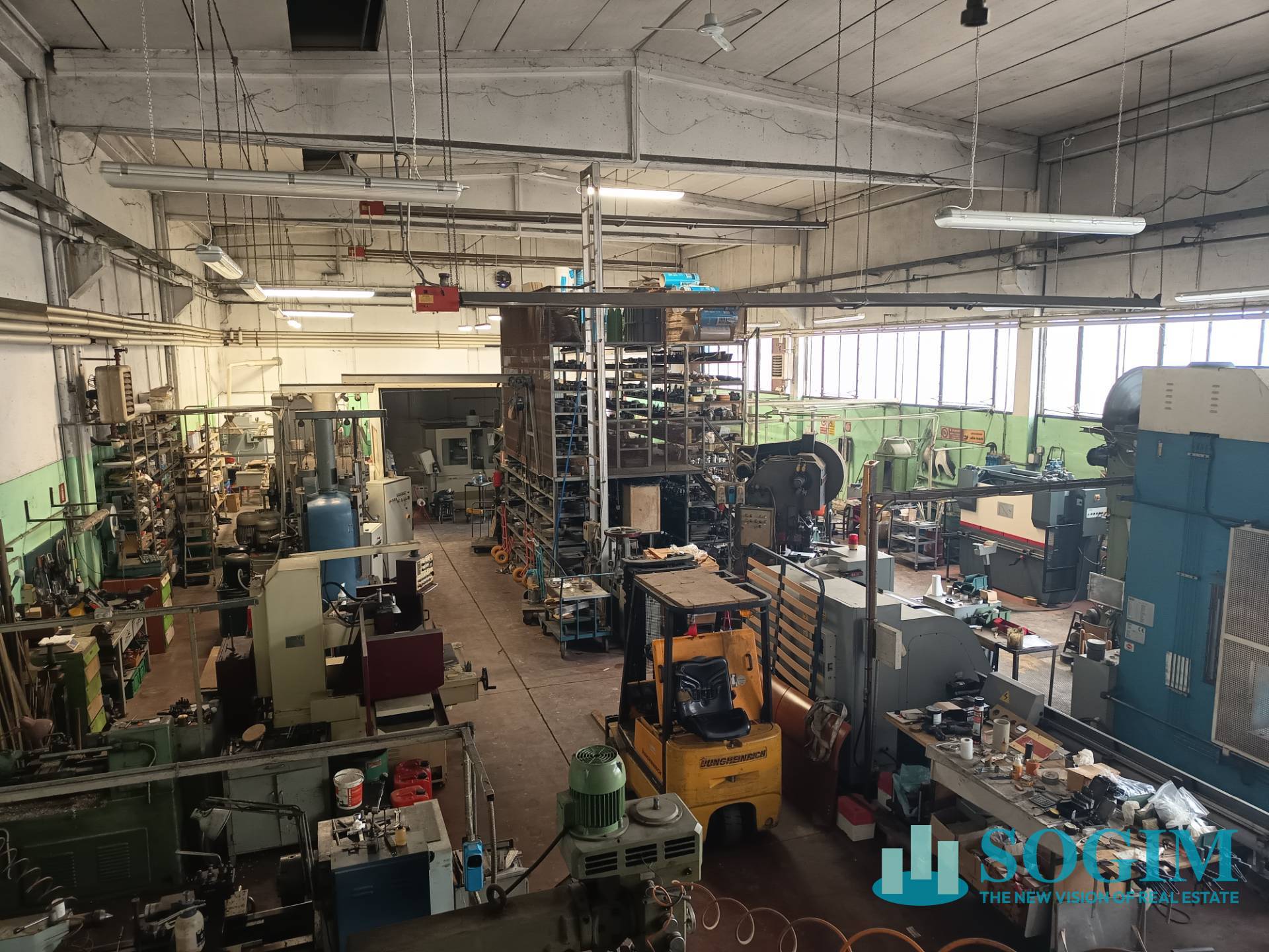 Capannone in vendita a San Giuliano Milanese