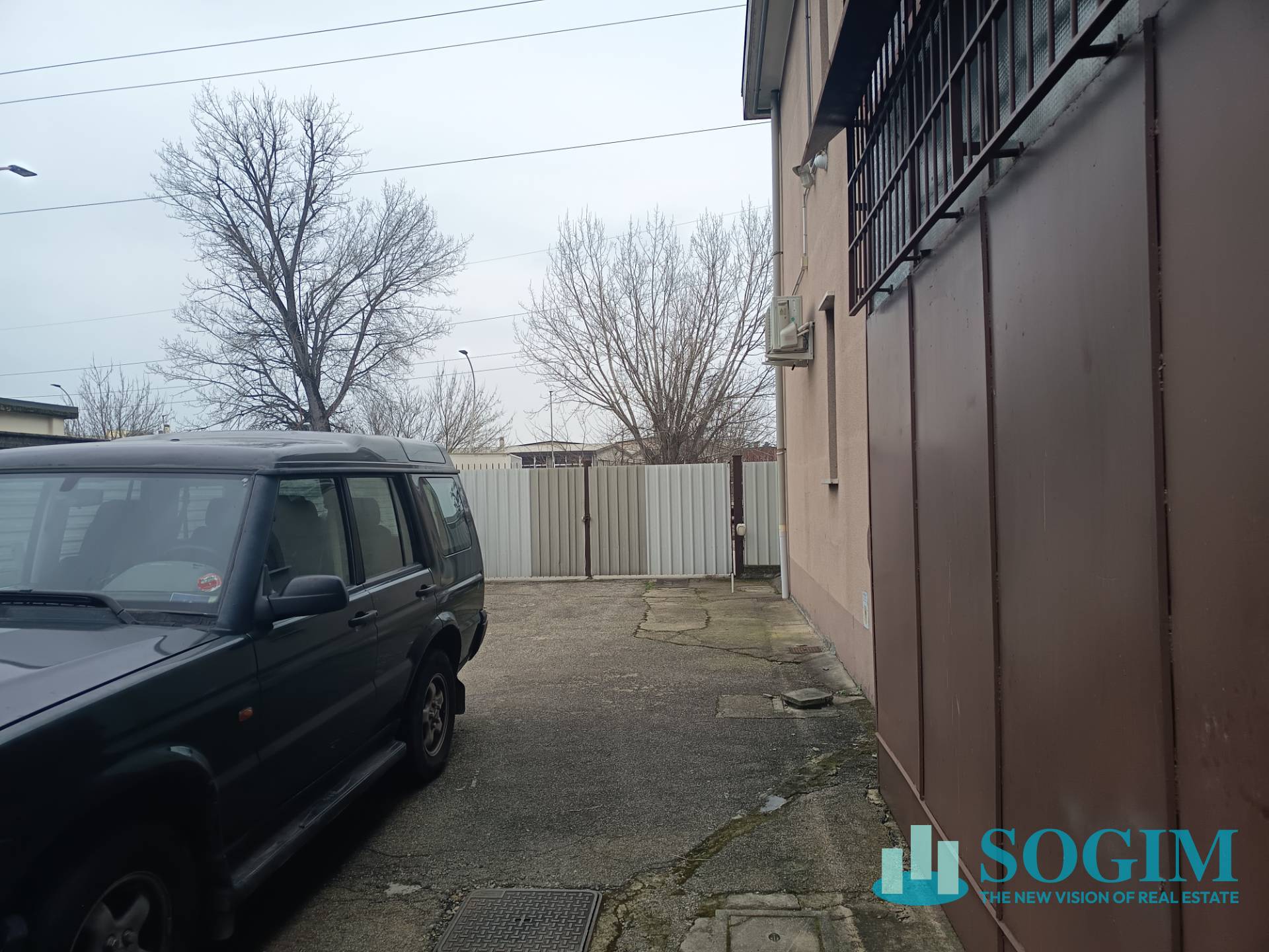 Capannone in vendita a San Giuliano Milanese