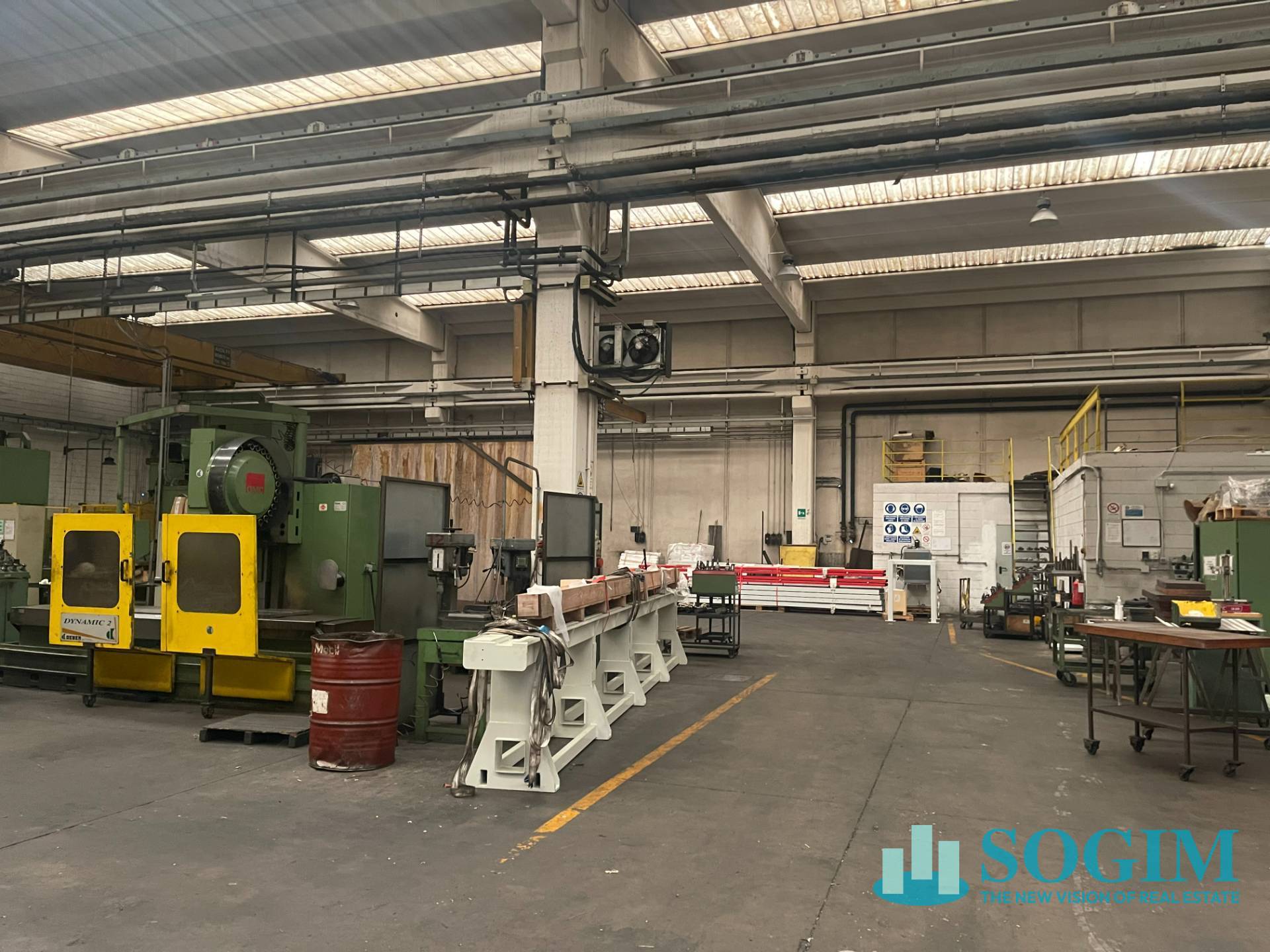 Capannone in vendita a Brugherio