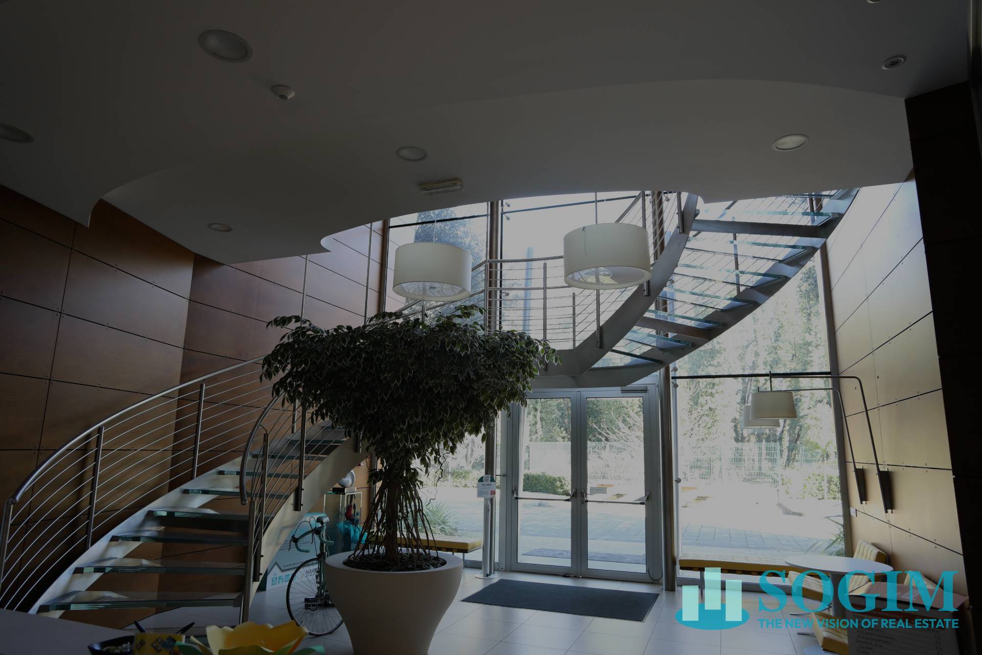 Capannone in affitto a Lesmo