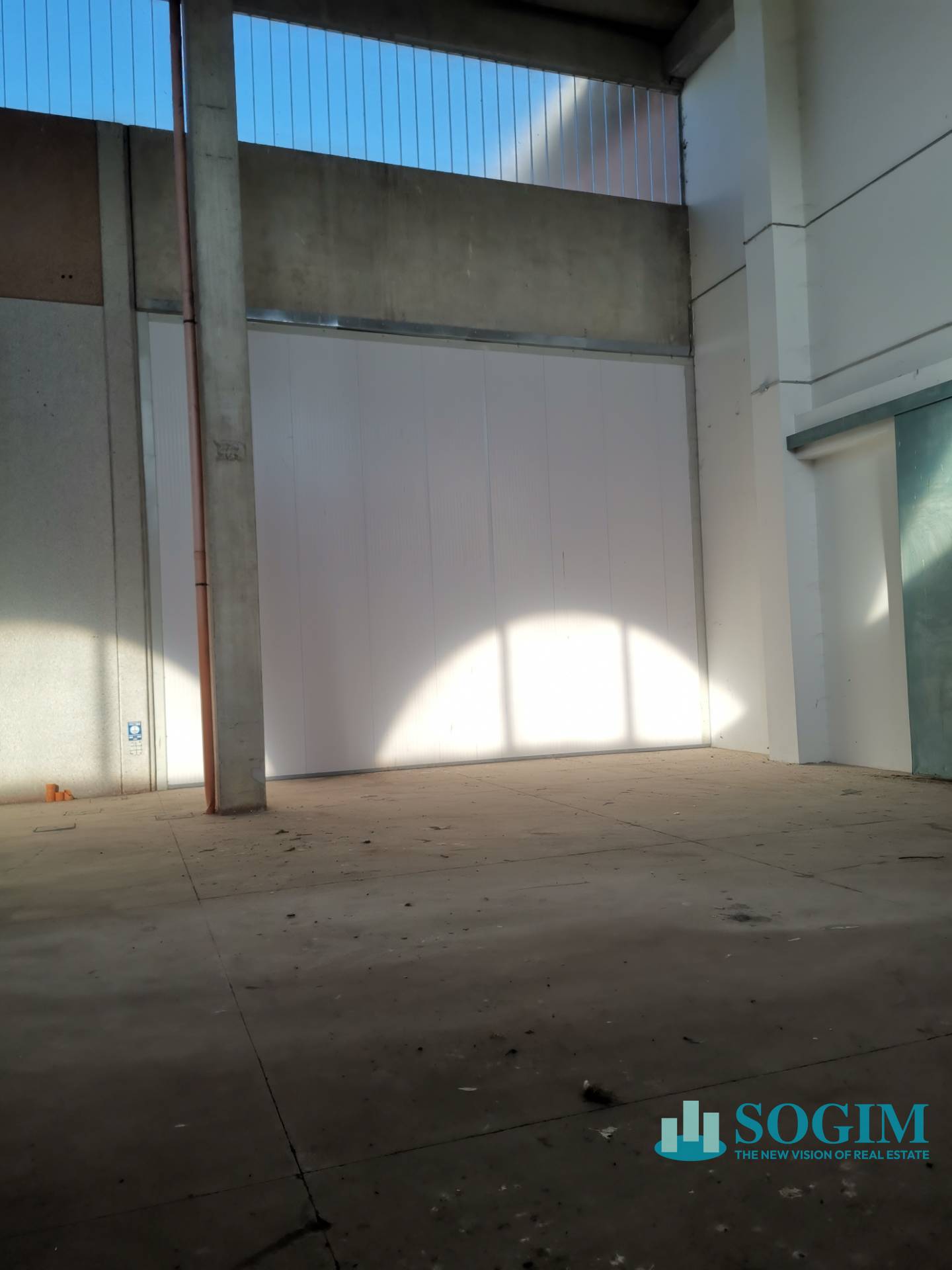 Capannone in vendita a Rho, Passirana