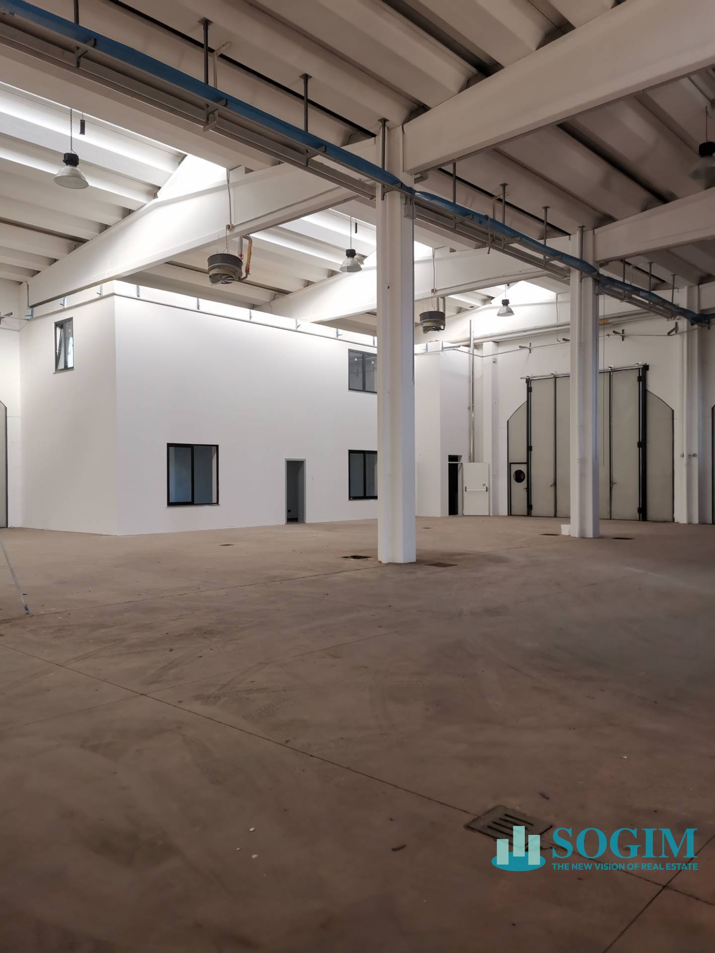 Capannone in affitto a Rho, Passirana