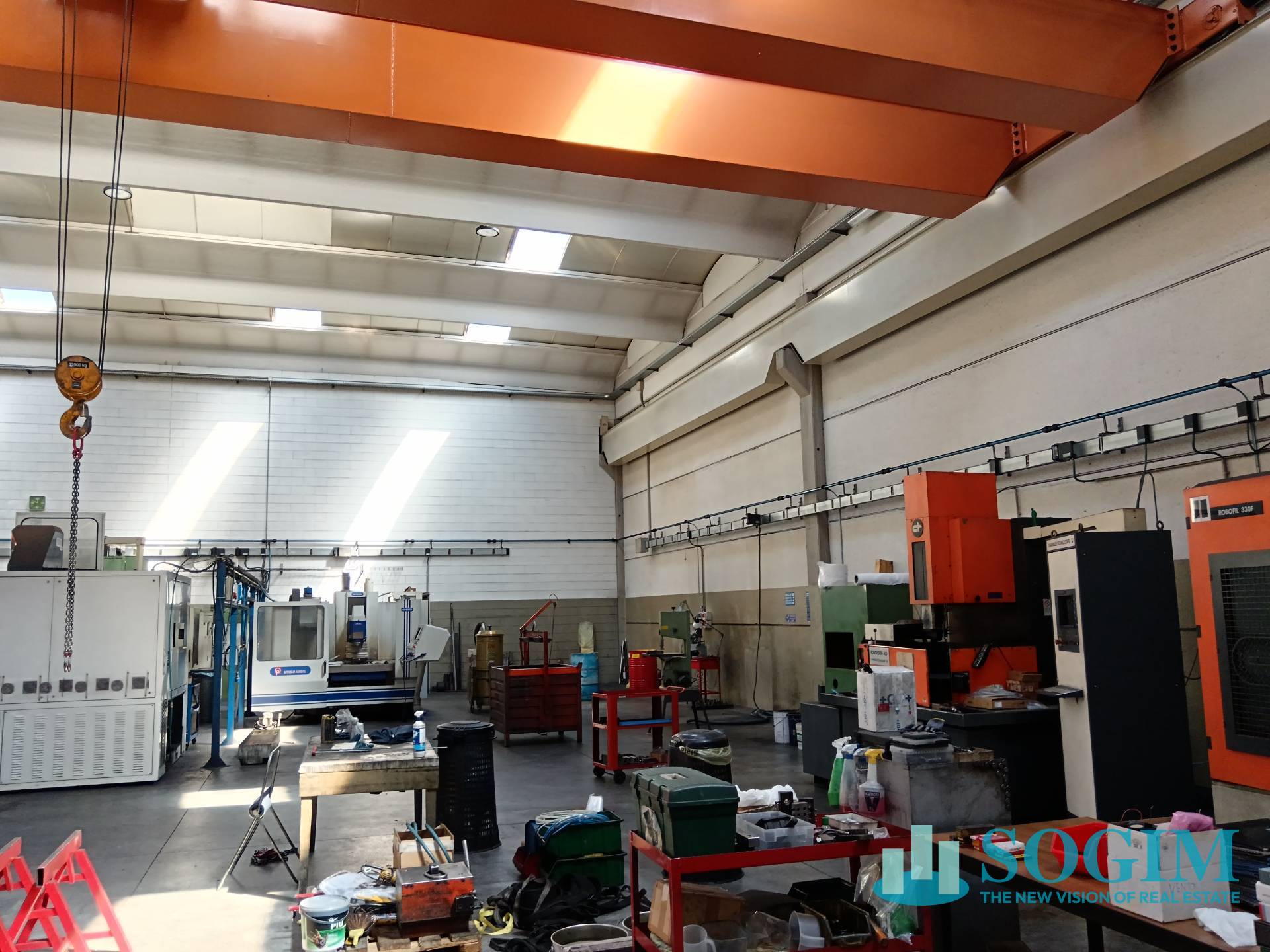 Capannone in vendita a Sovico