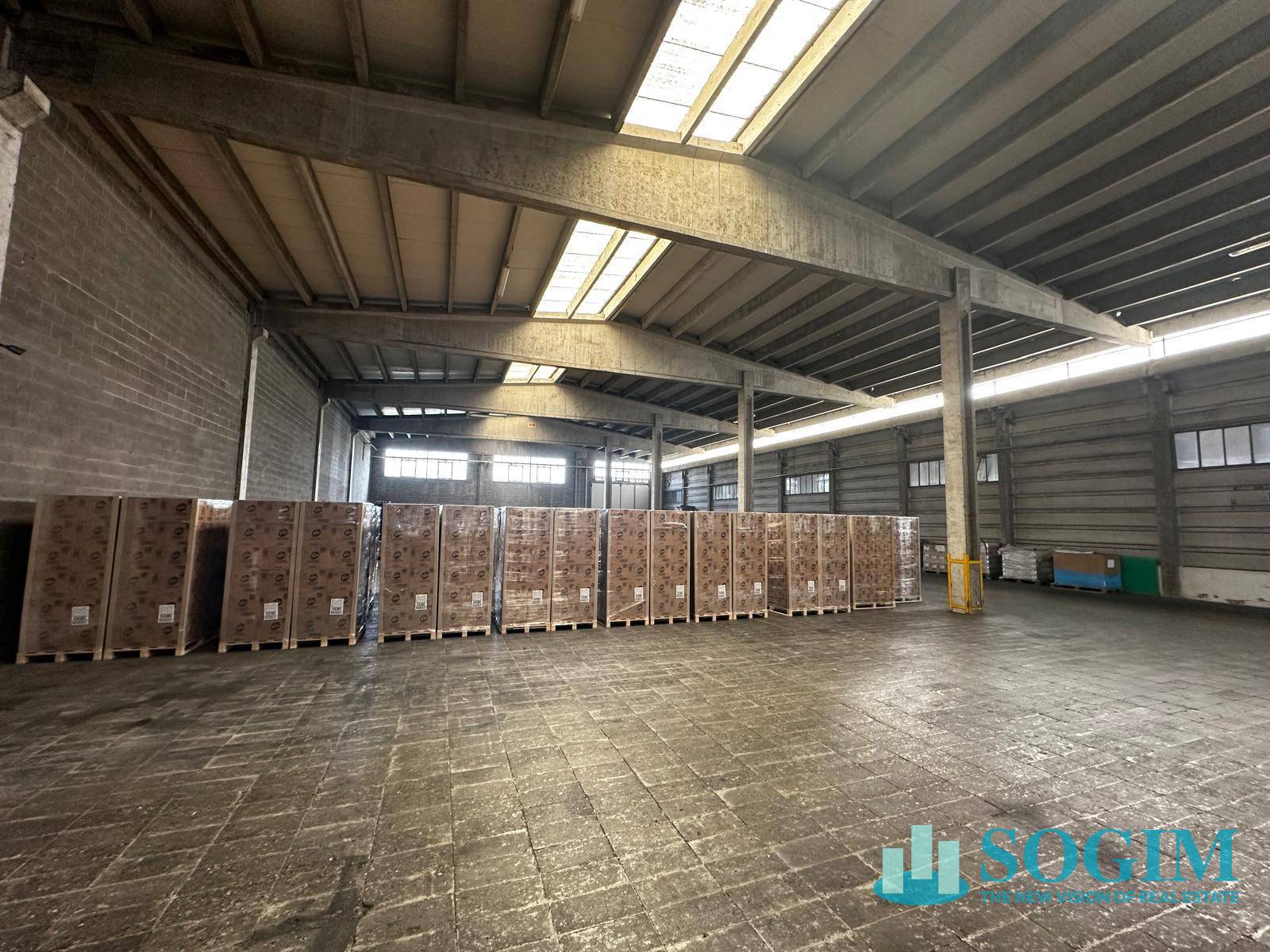 Logistica in vendita a Casalpusterlengo