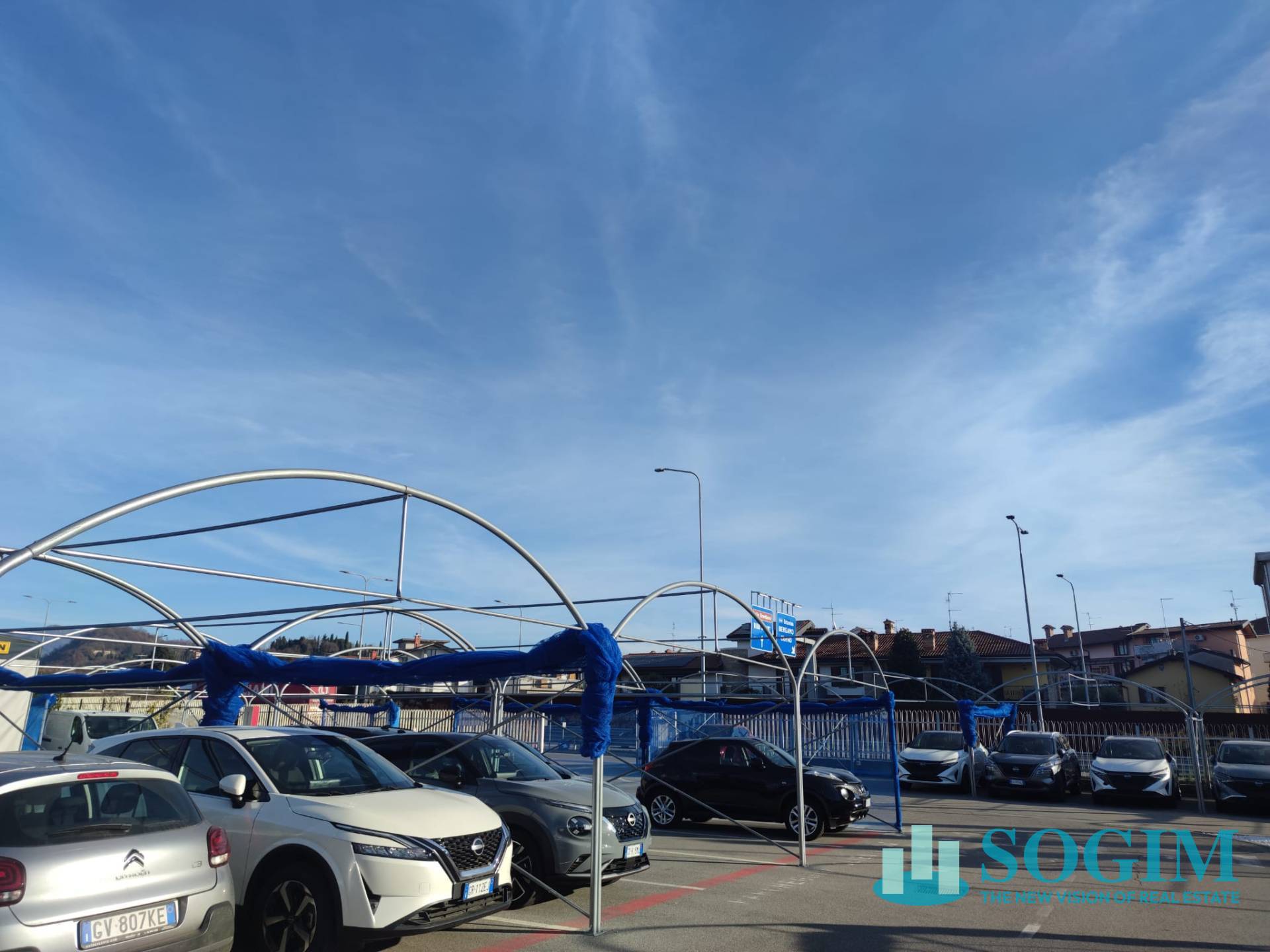 Immobile commerciale in vendita a Curno