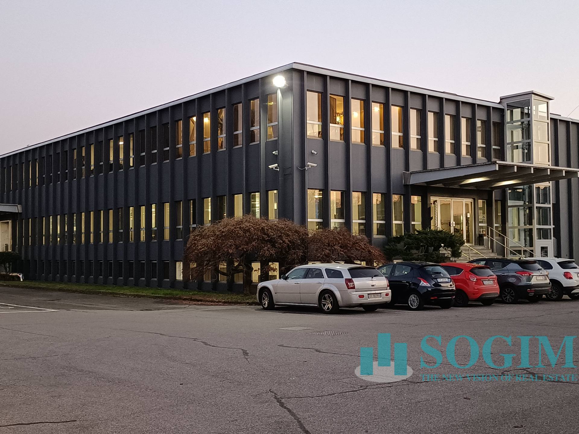 Capannone in affitto a Biassono