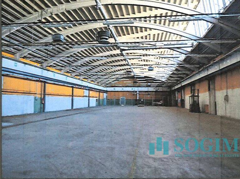 Capannone in affitto a Biassono