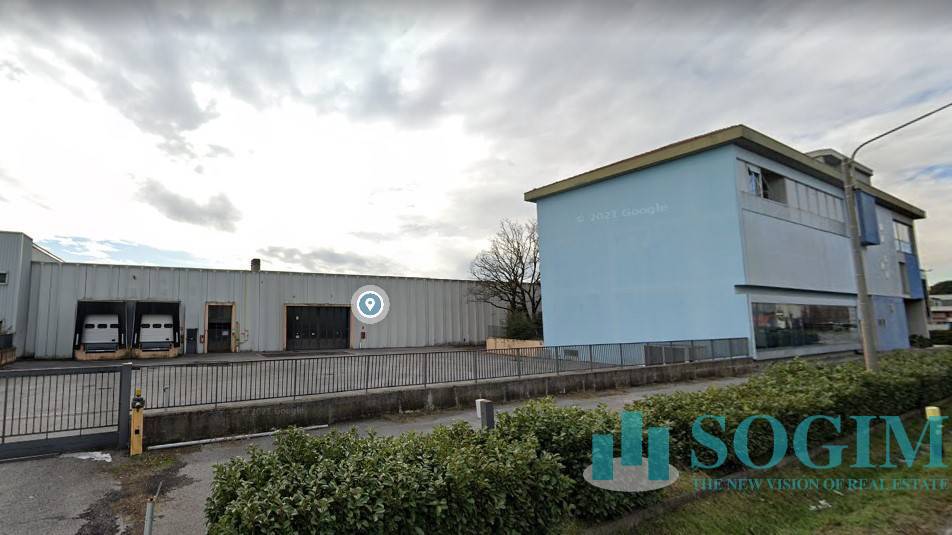 Capannone in vendita a Vedano al Lambro