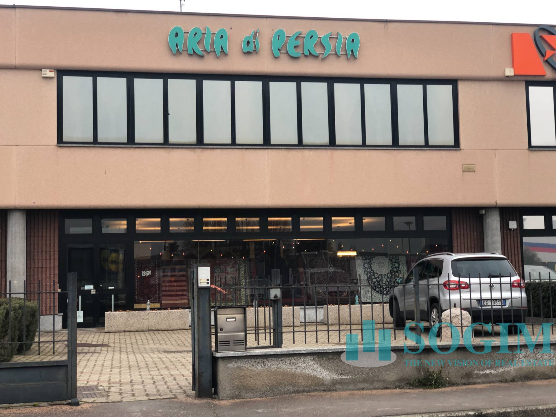 Negozio in vendita a Corbetta