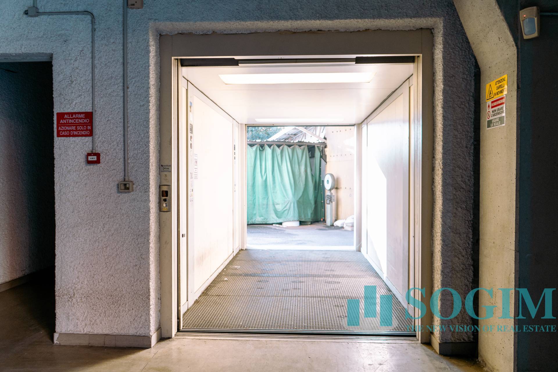 Capannone in vendita a Lissone