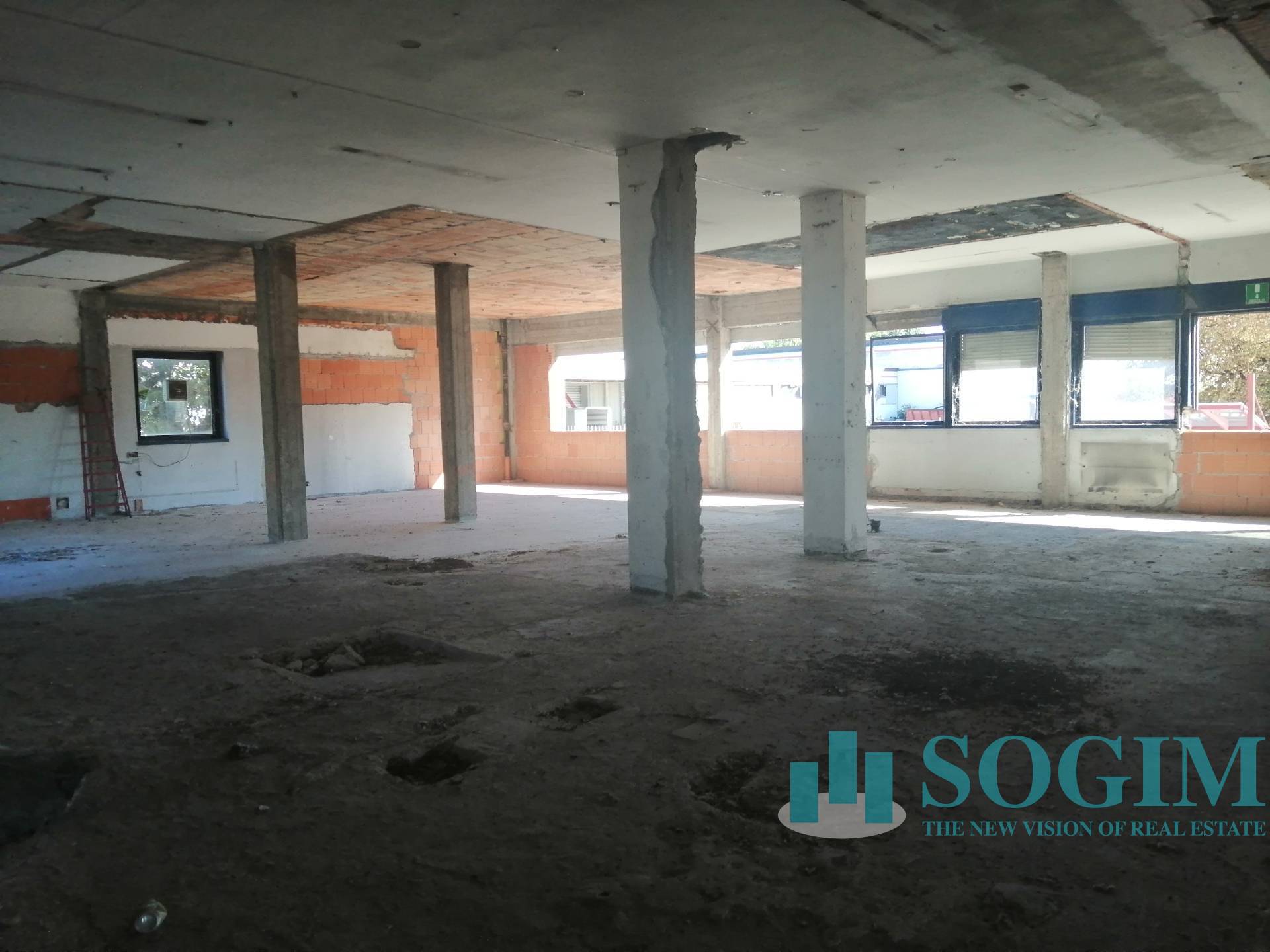 Ufficio in affitto a Lainate